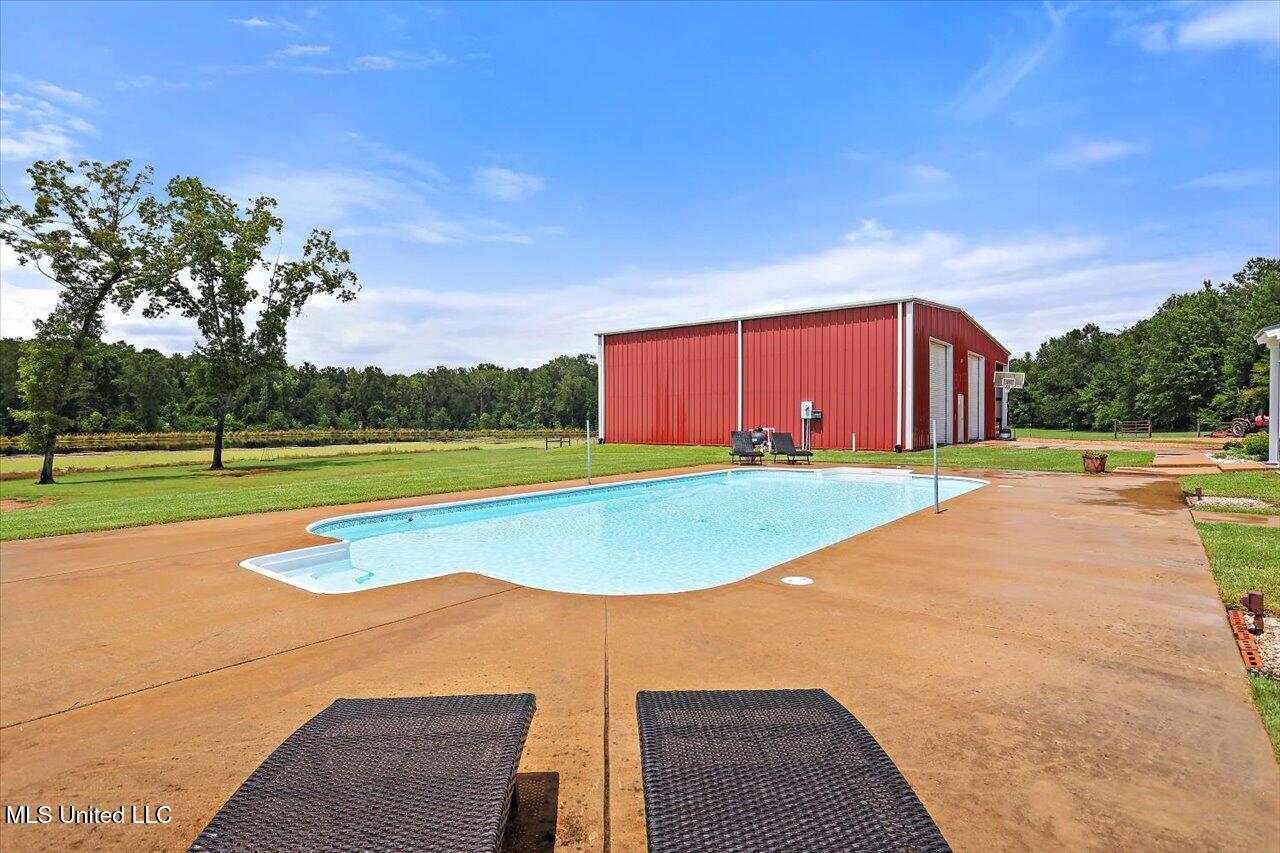 297 Barnes Road Property Photo 13