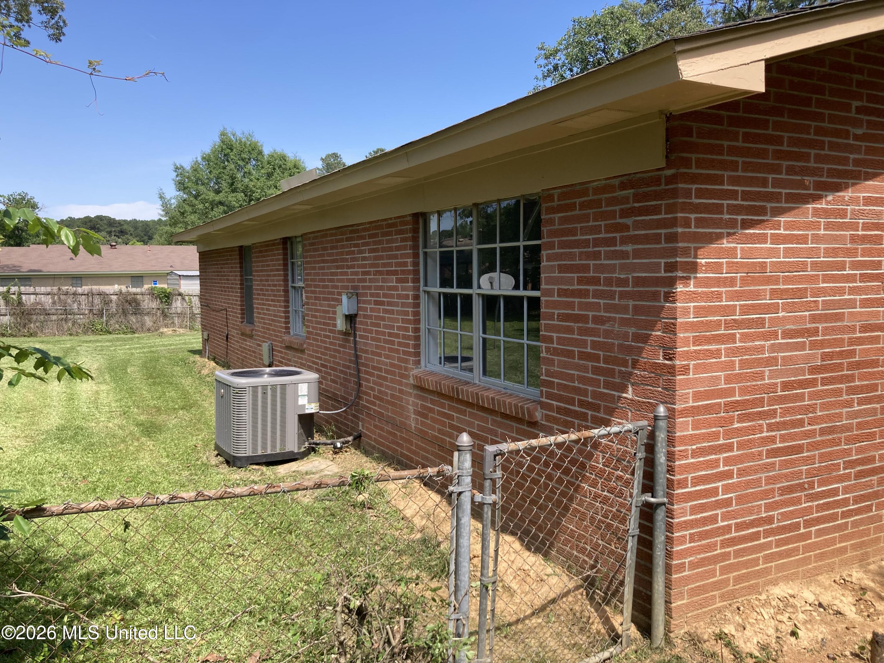 110 Bingo Circle Property Photo 5