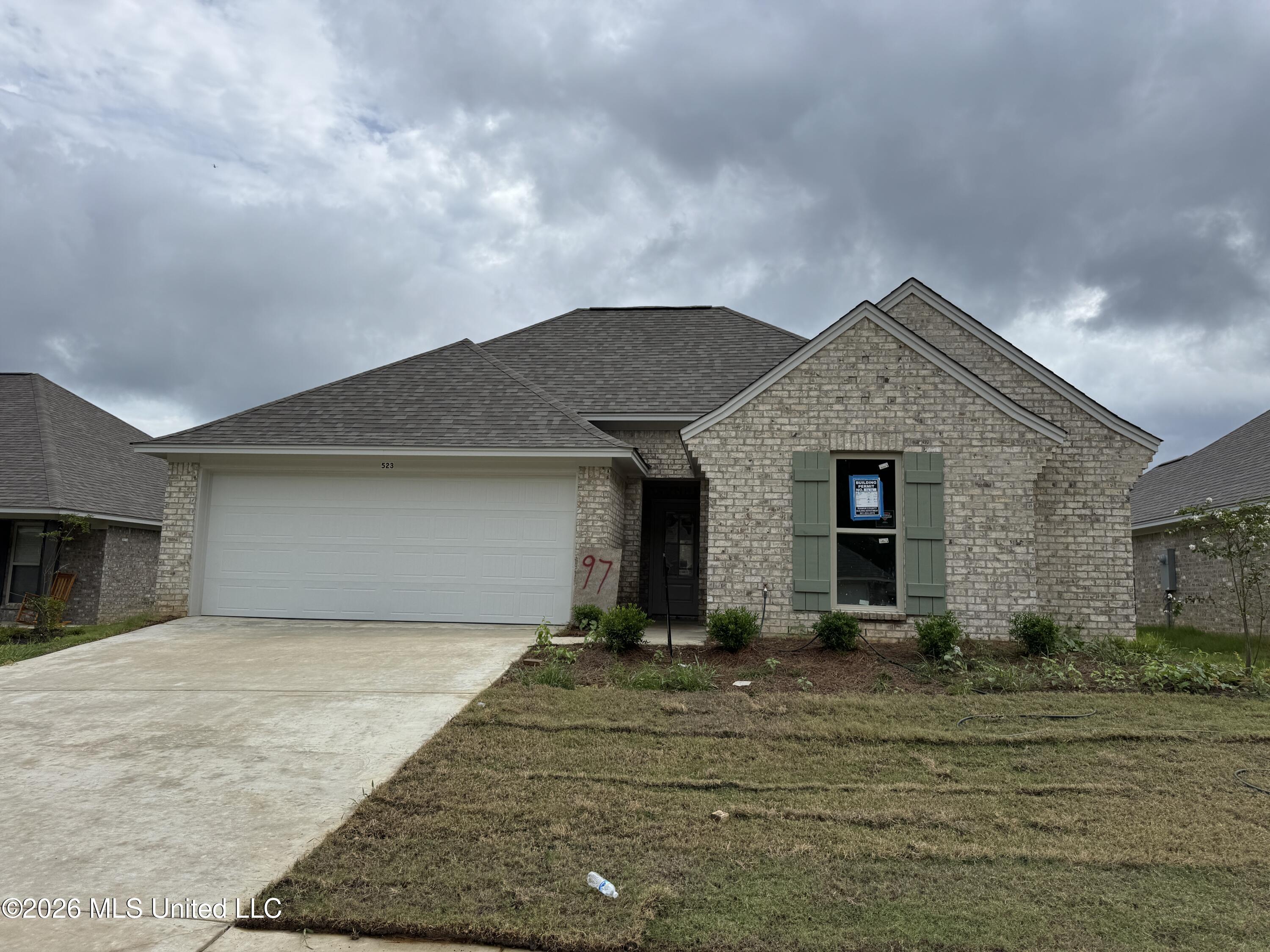 523 Stone Brook Place Property Photo 1