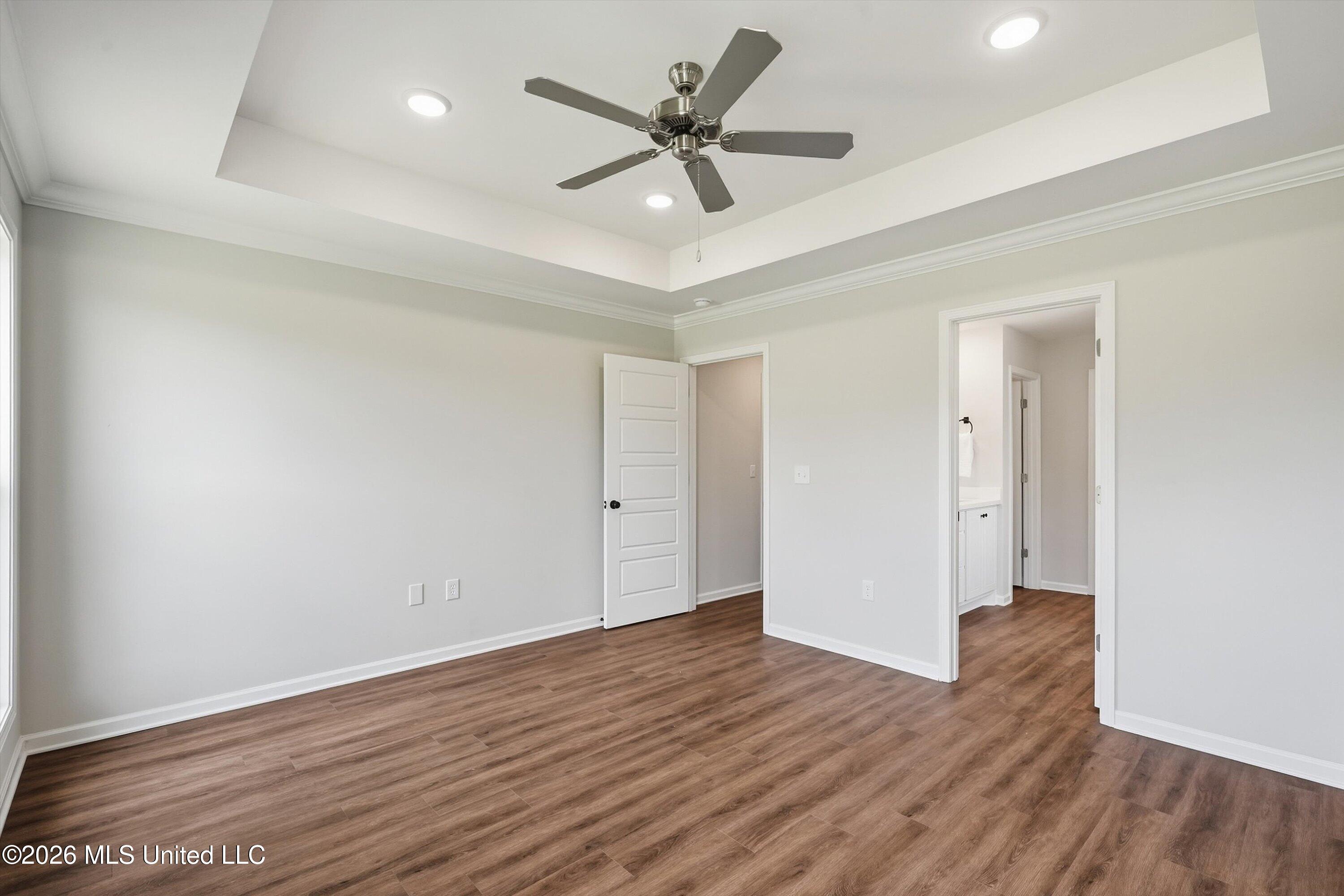 523 Stone Brook Place Property Photo 6