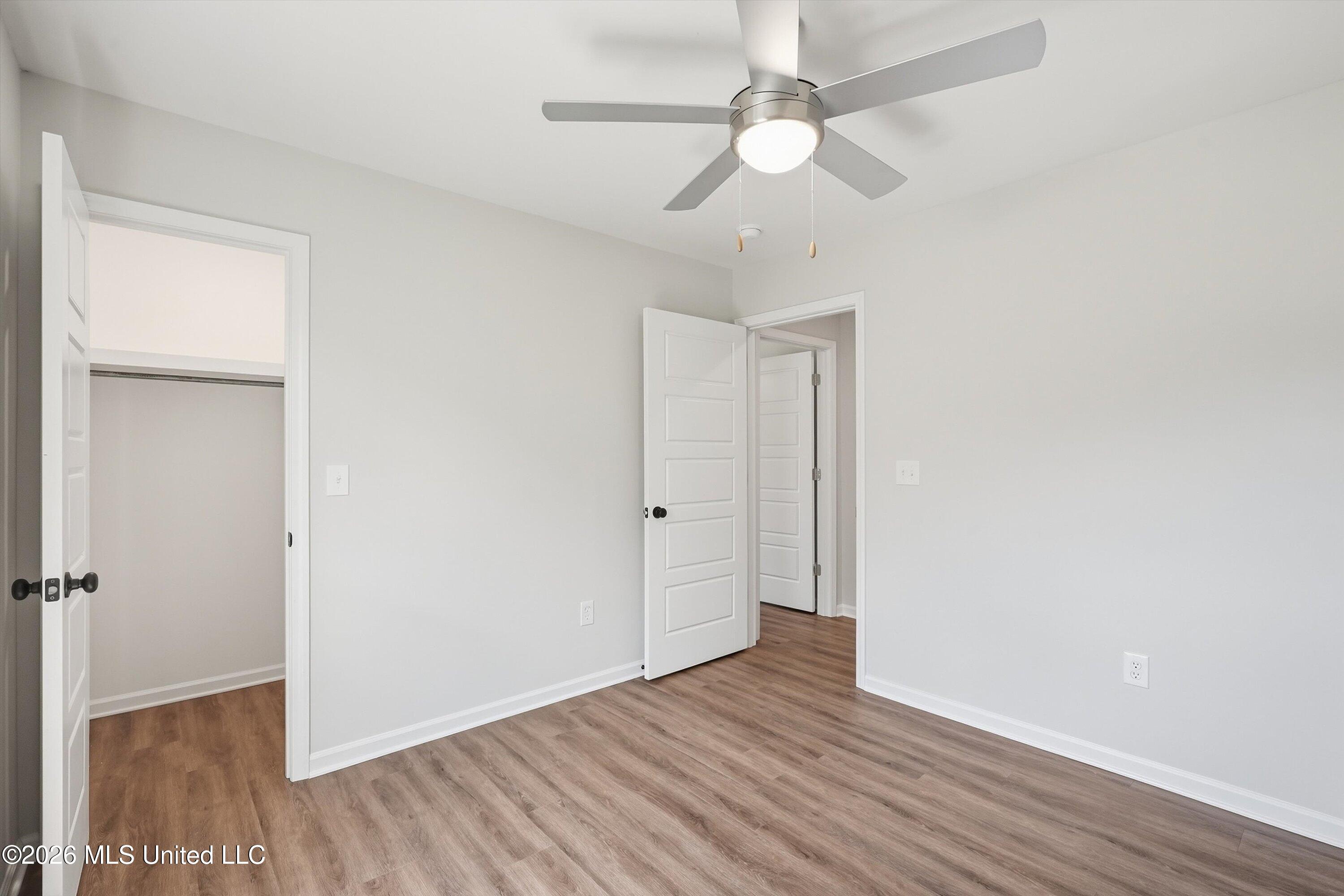 523 Stone Brook Place Property Photo 11