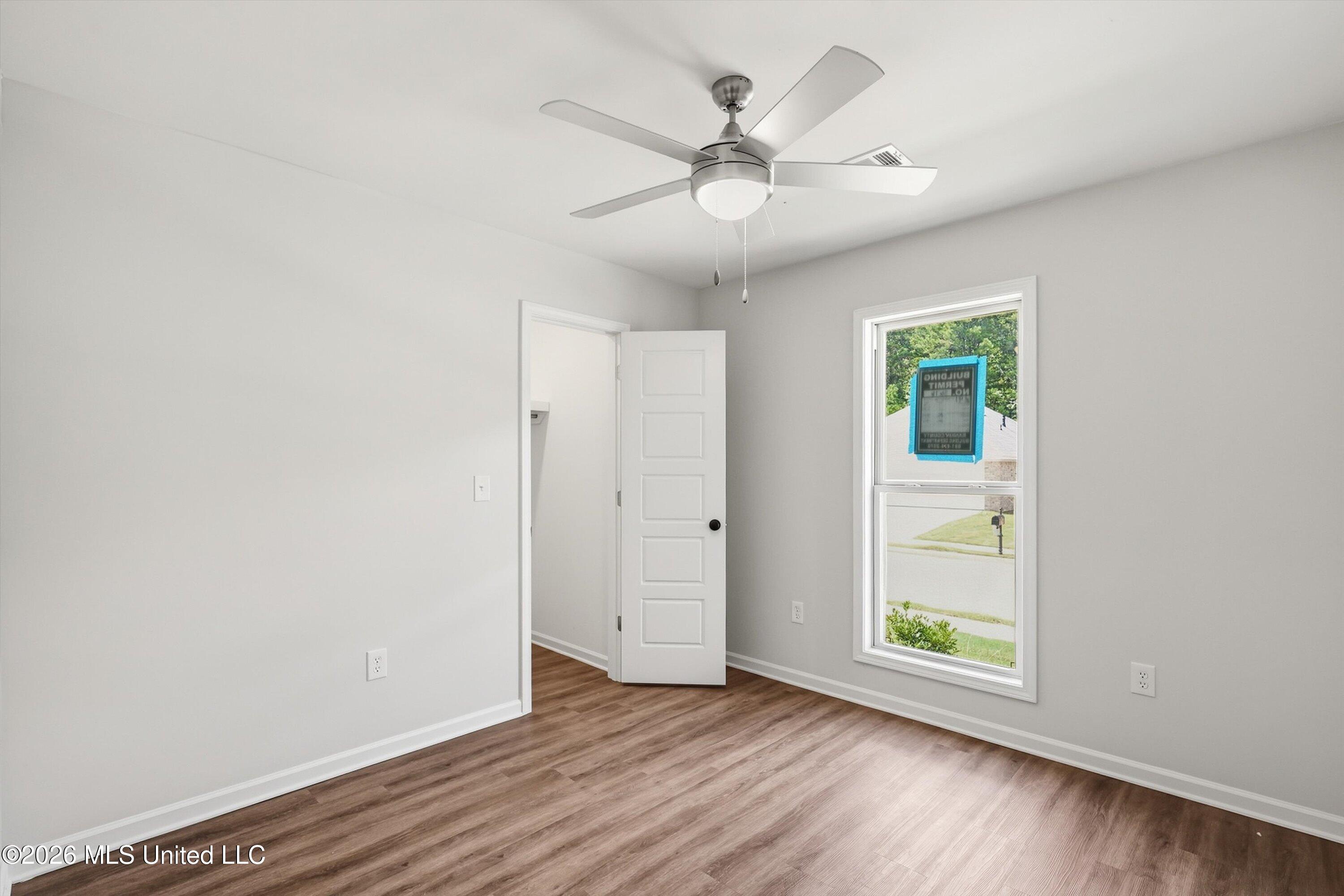 523 Stone Brook Place Property Photo 12