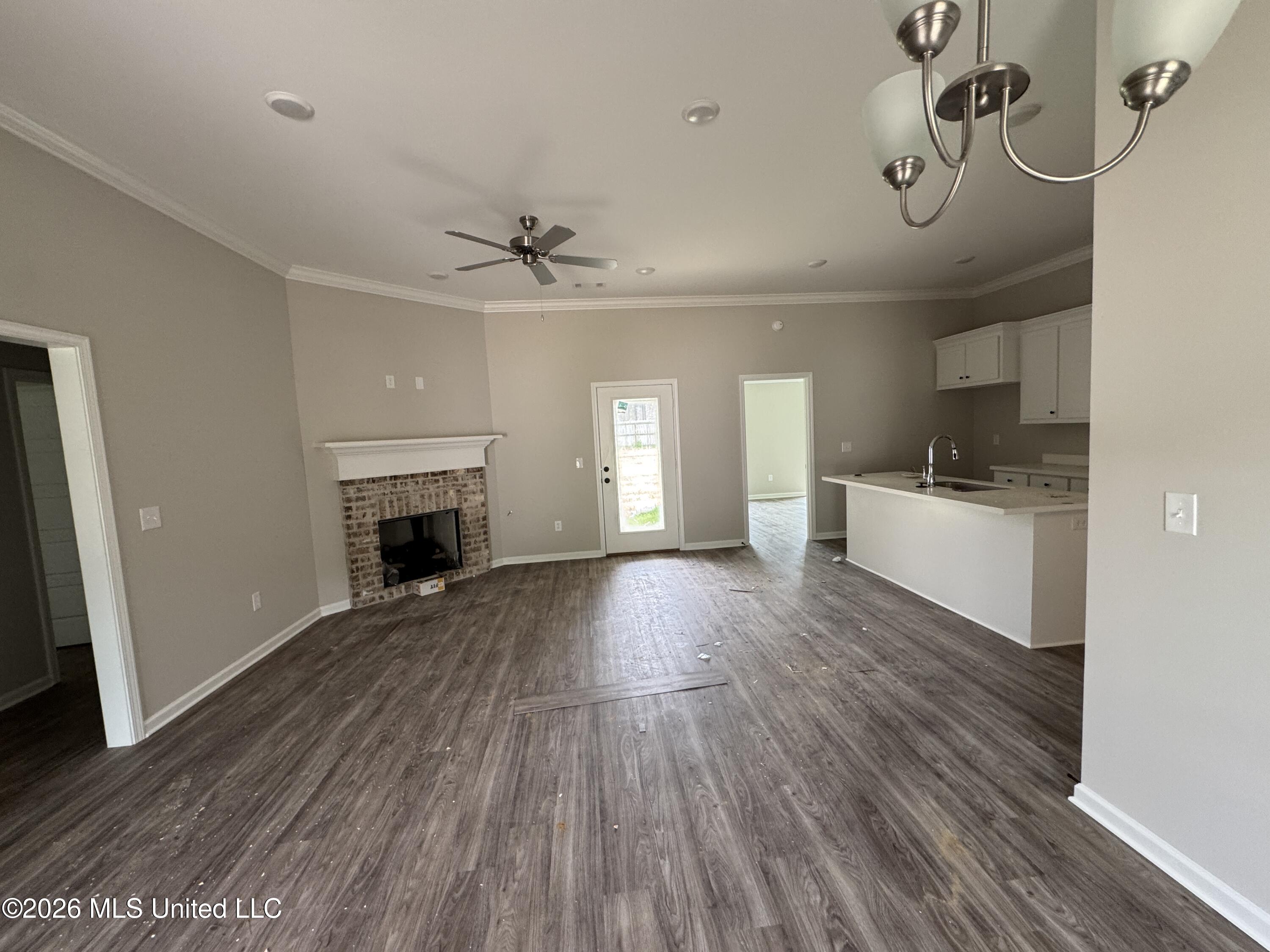 525 Stone Brook Place Property Photo 3