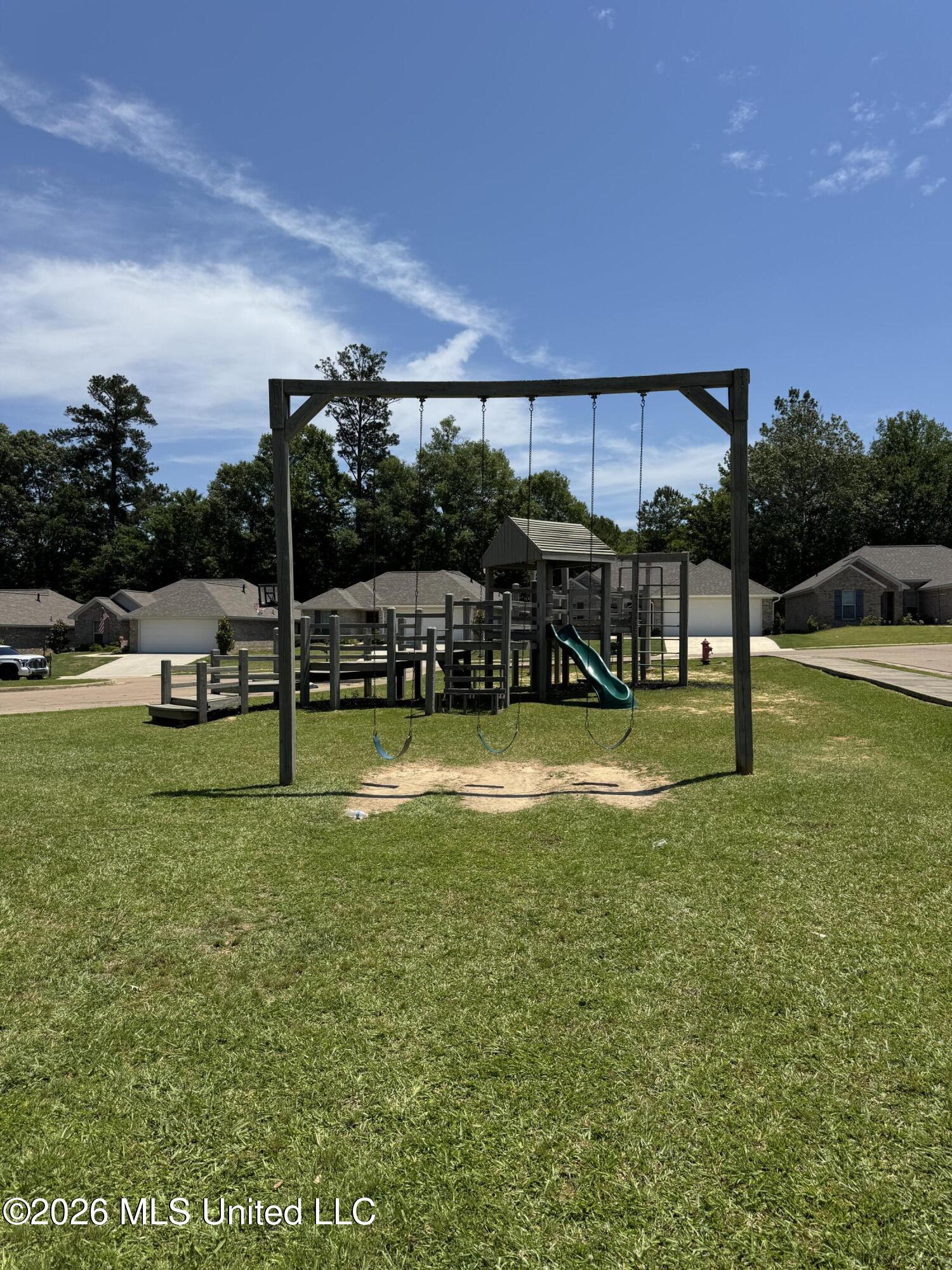 525 Stone Brook Place Property Photo 12