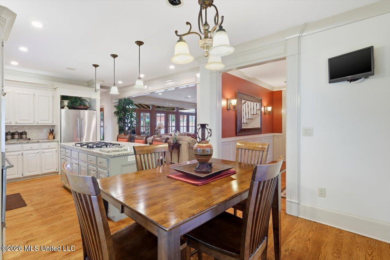 301 Feather Glen Property Photo 16