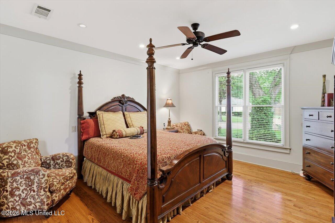 301 Feather Glen Property Photo 19