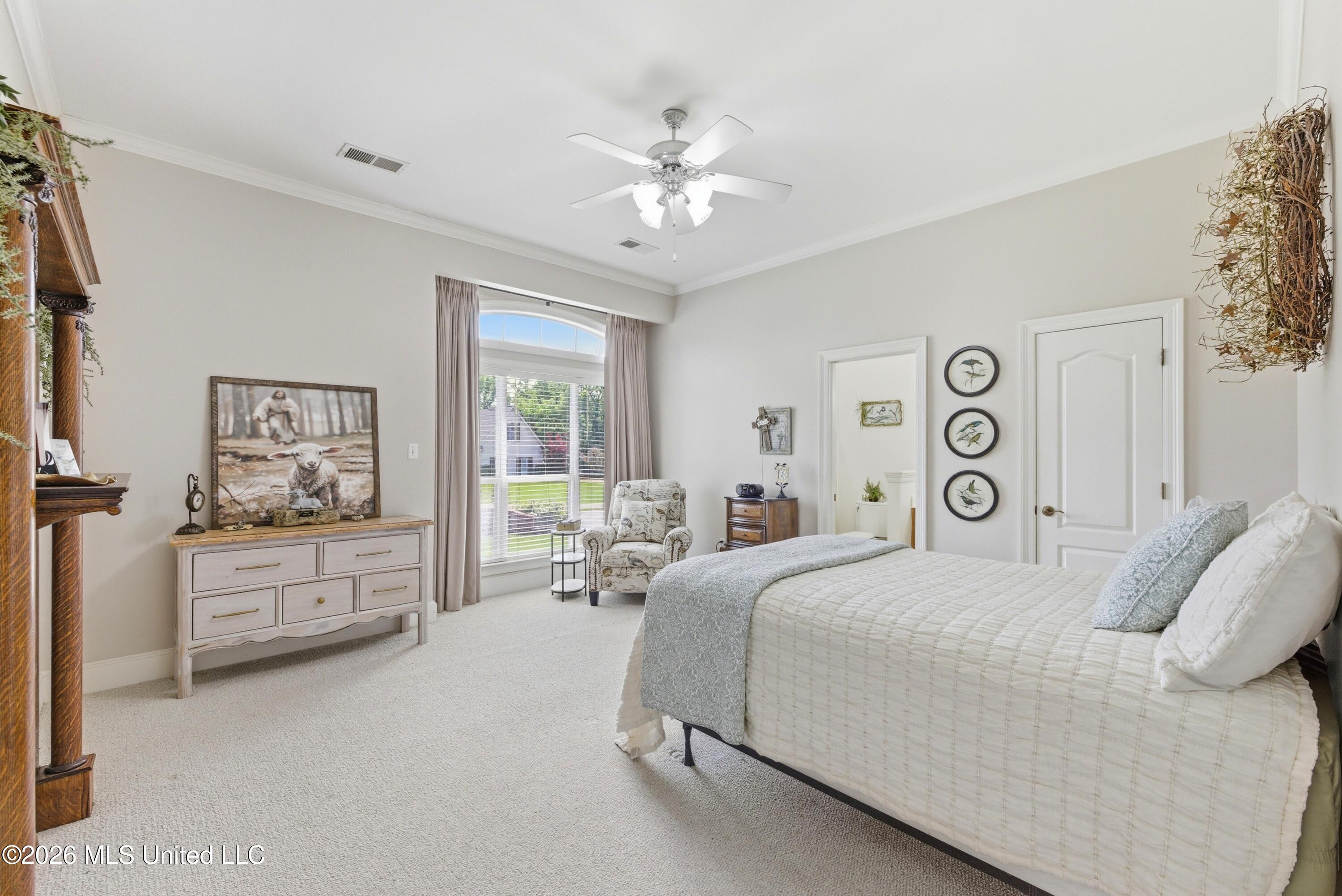 2582 Dickens Place Drive Property Photo 25
