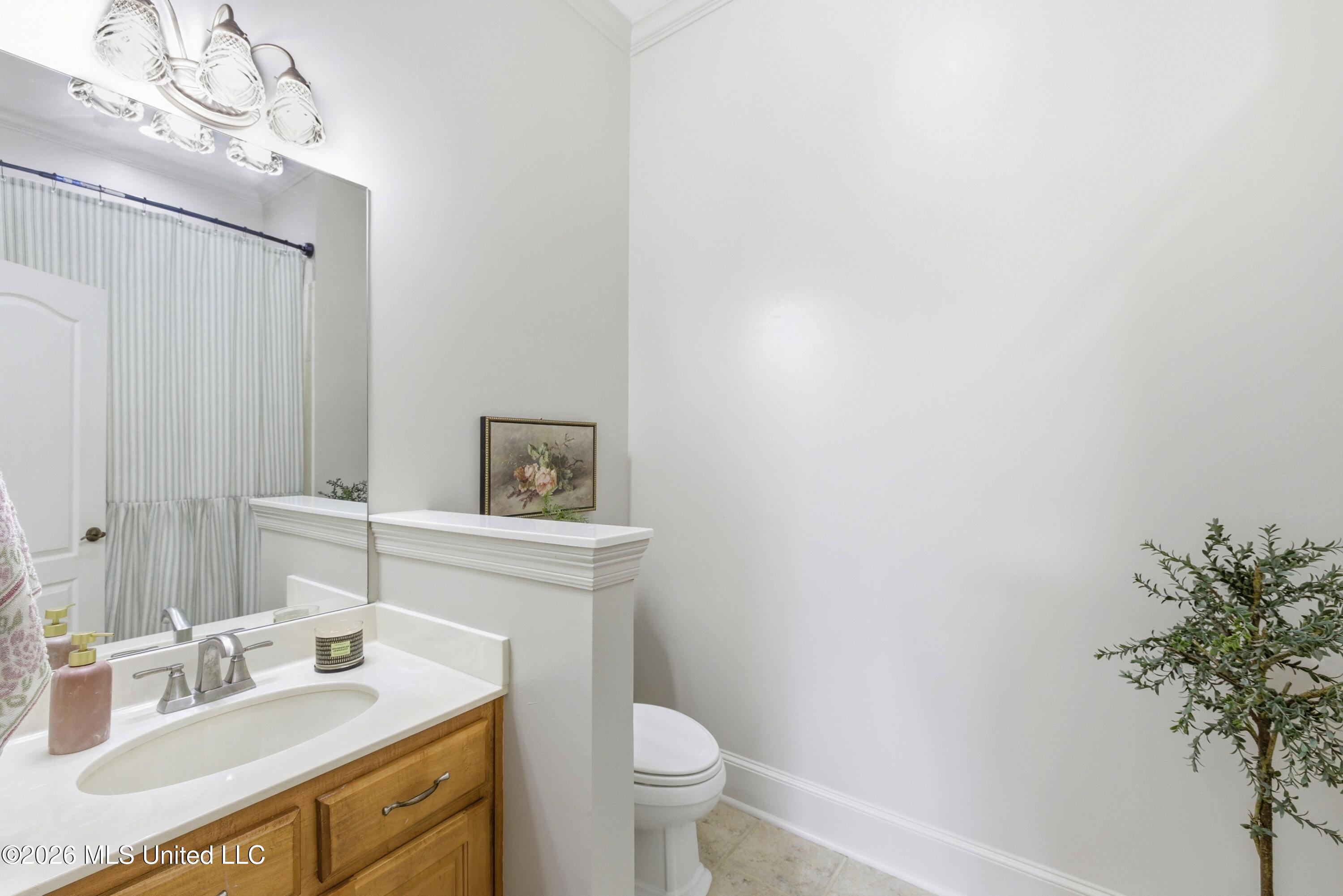 2582 Dickens Place Drive Property Photo 29