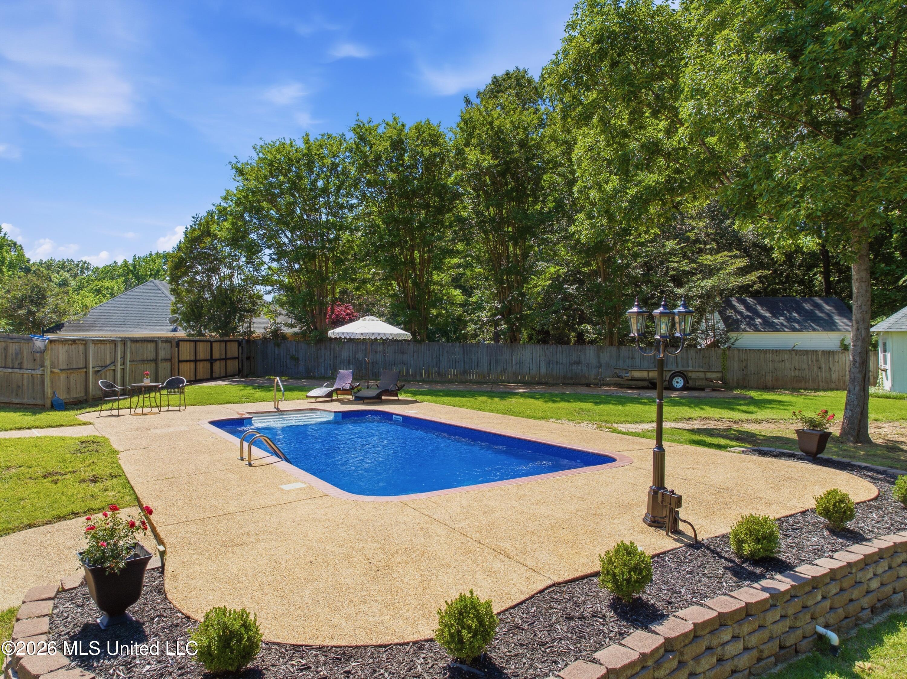 2582 Dickens Place Drive Property Photo 43