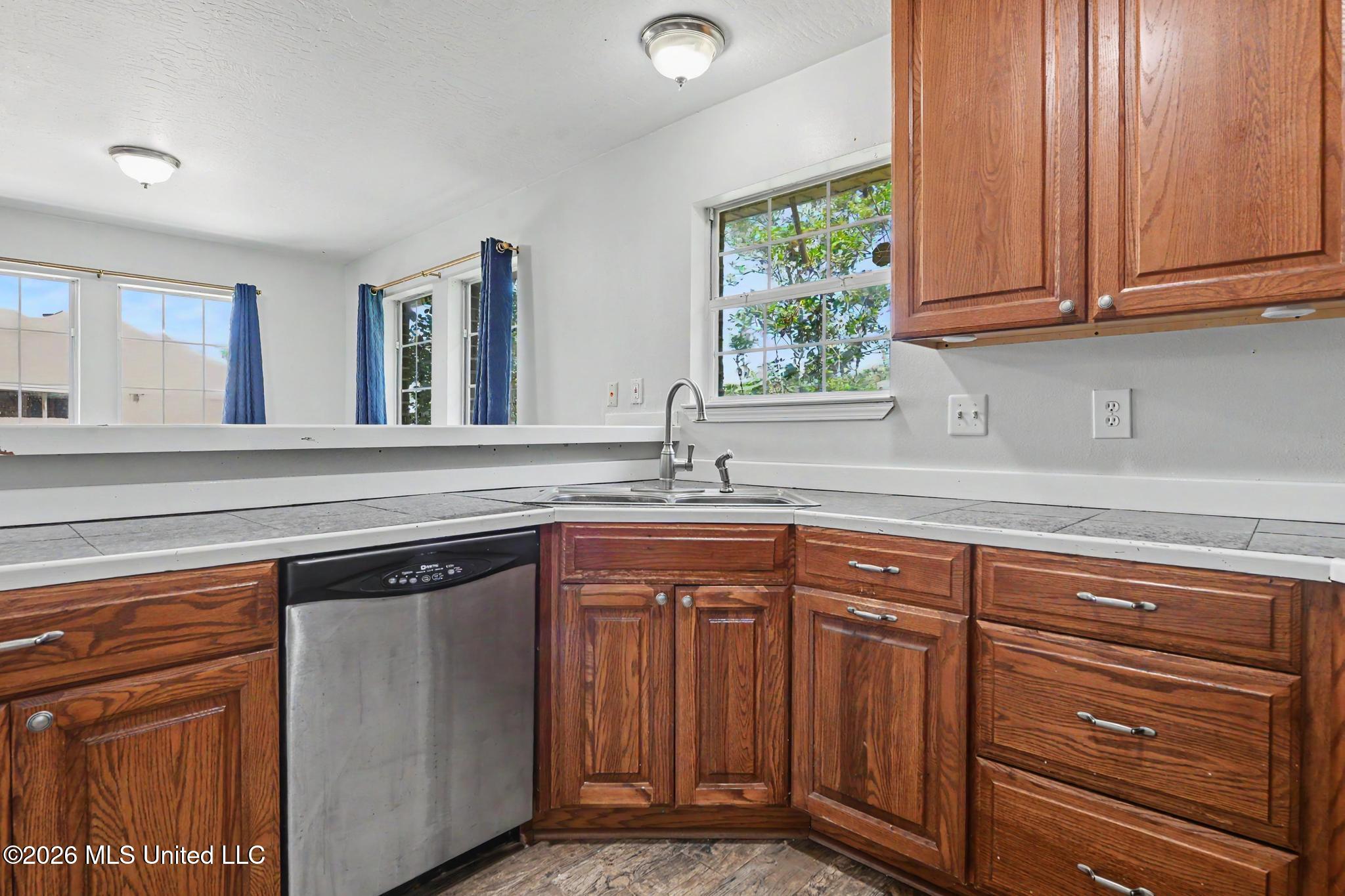 10165 Melody Lane Property Photo 7