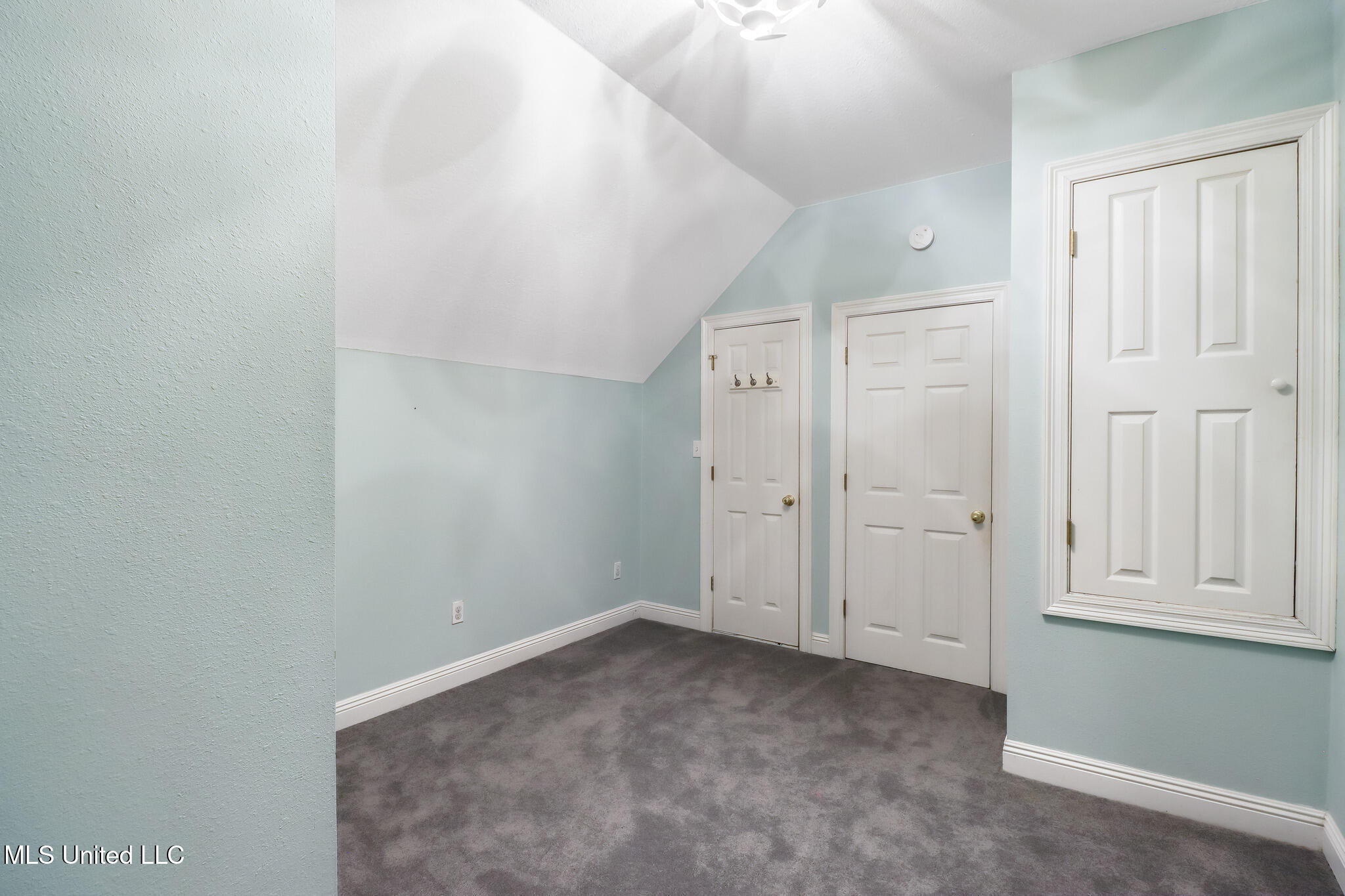 6105 Mary Mahoney Drive Property Photo 34
