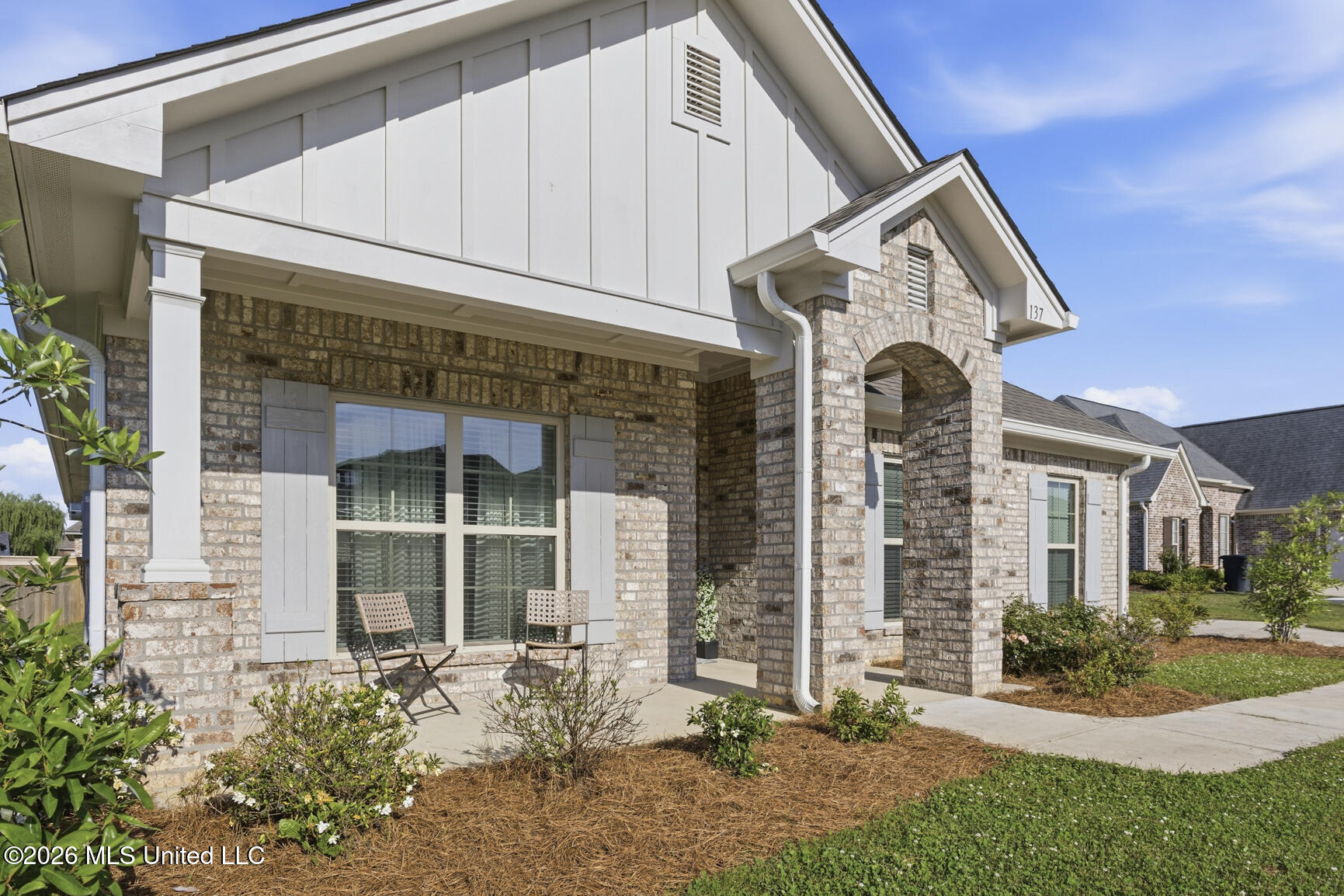 137 Sweetbriar Circle Property Photo 3