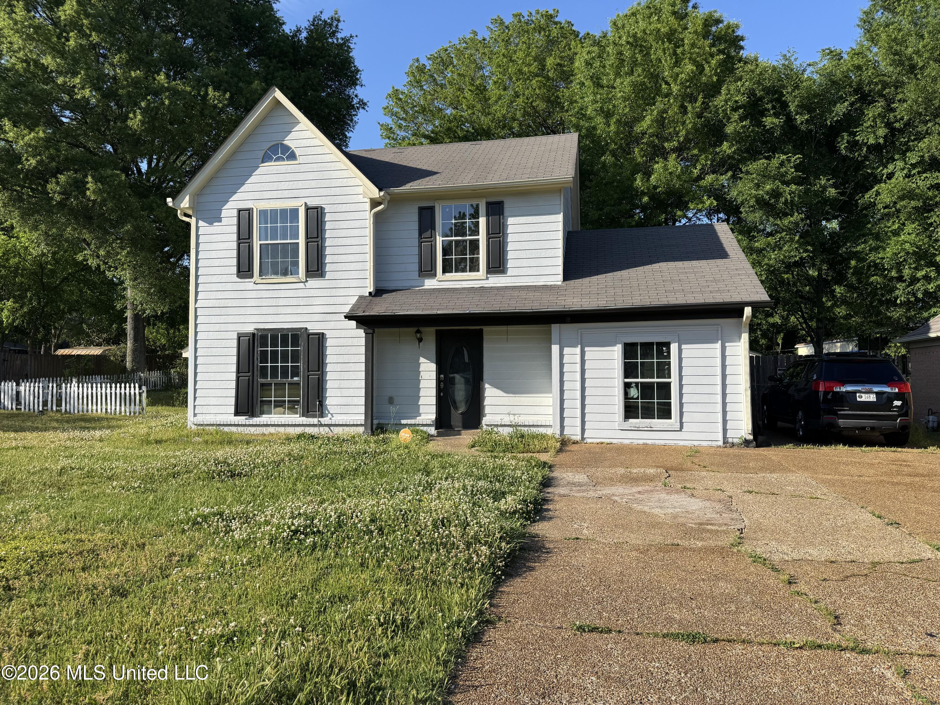 9284 Brooks Drive Property Photo 1