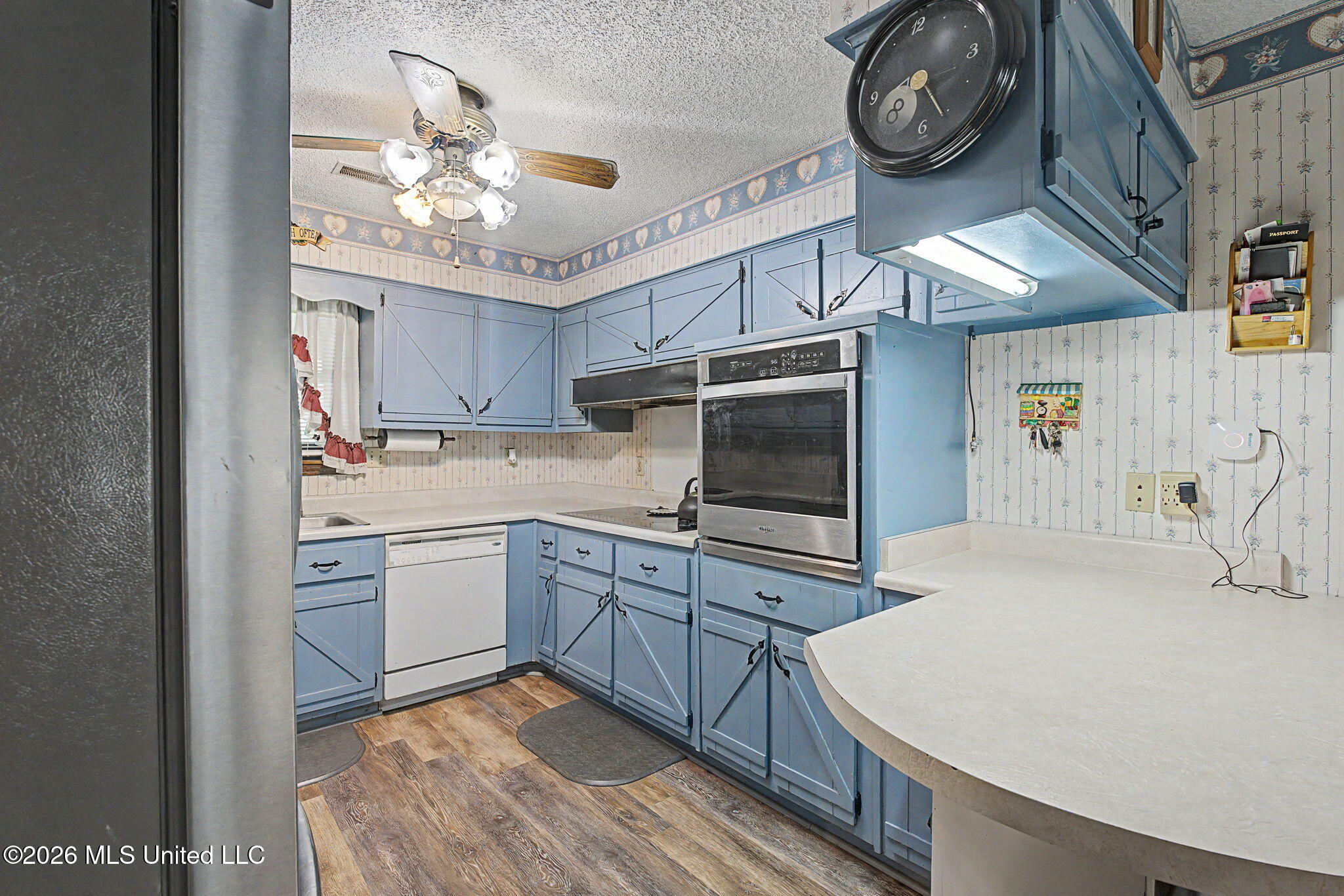 1463 Thunderbird Drive Property Photo 12