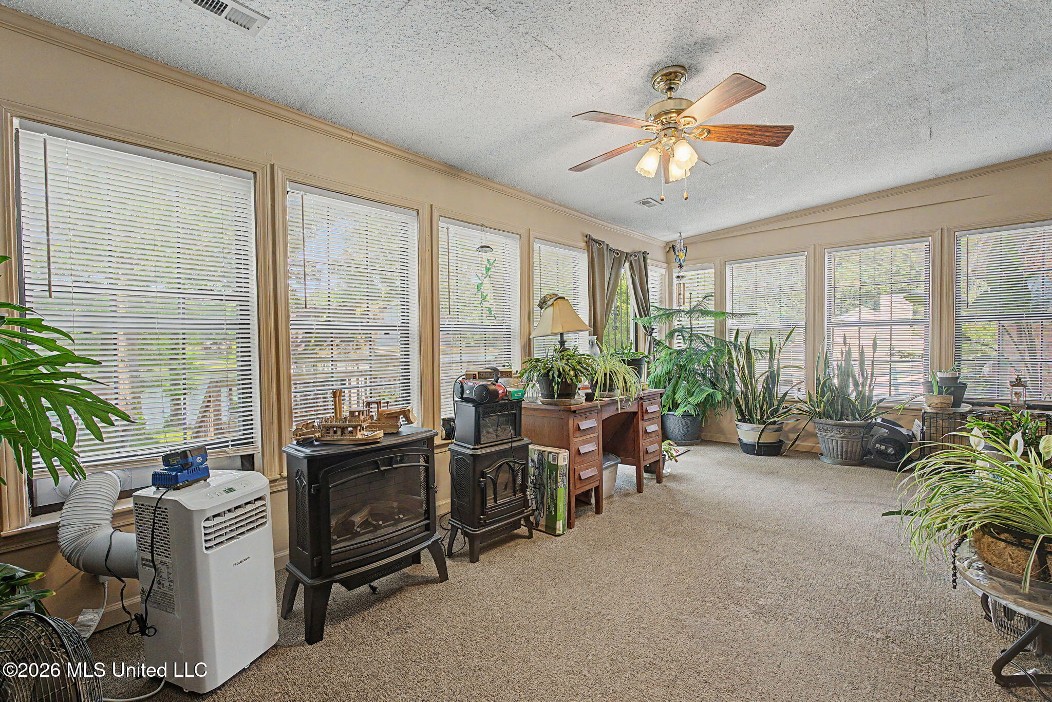 1463 Thunderbird Drive Property Photo 22