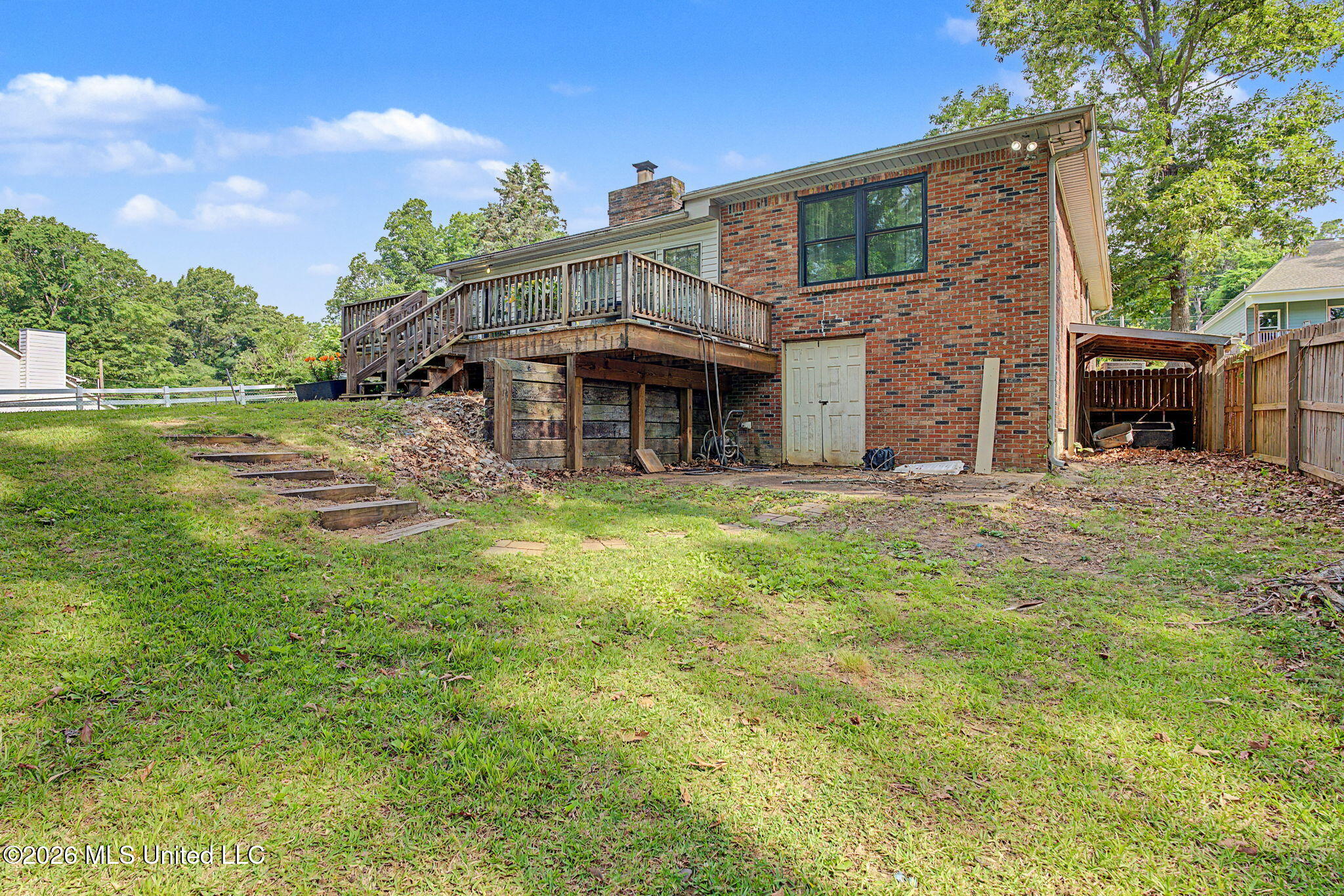 1463 Thunderbird Drive Property Photo 26
