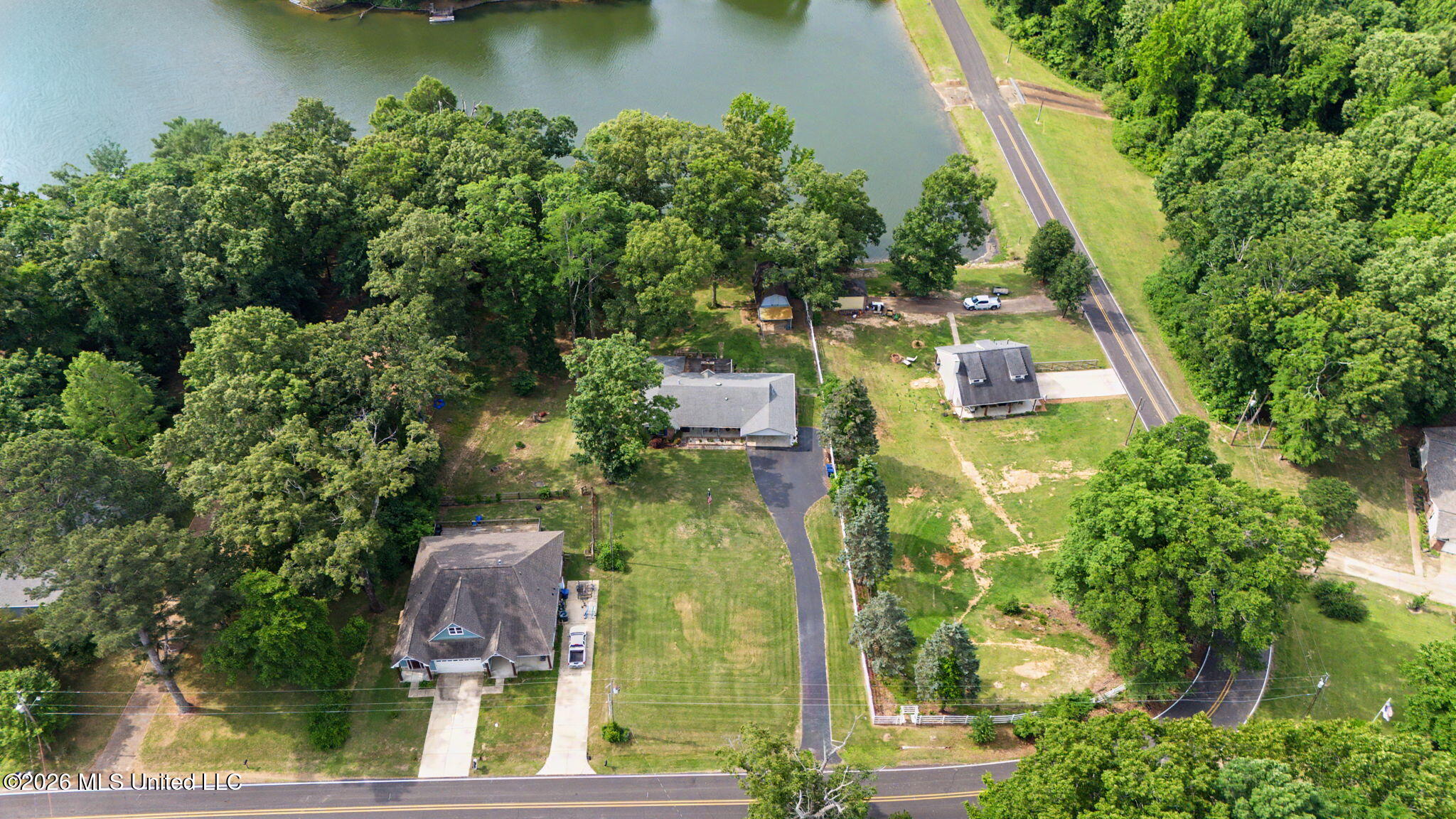 1463 Thunderbird Drive Property Photo 33