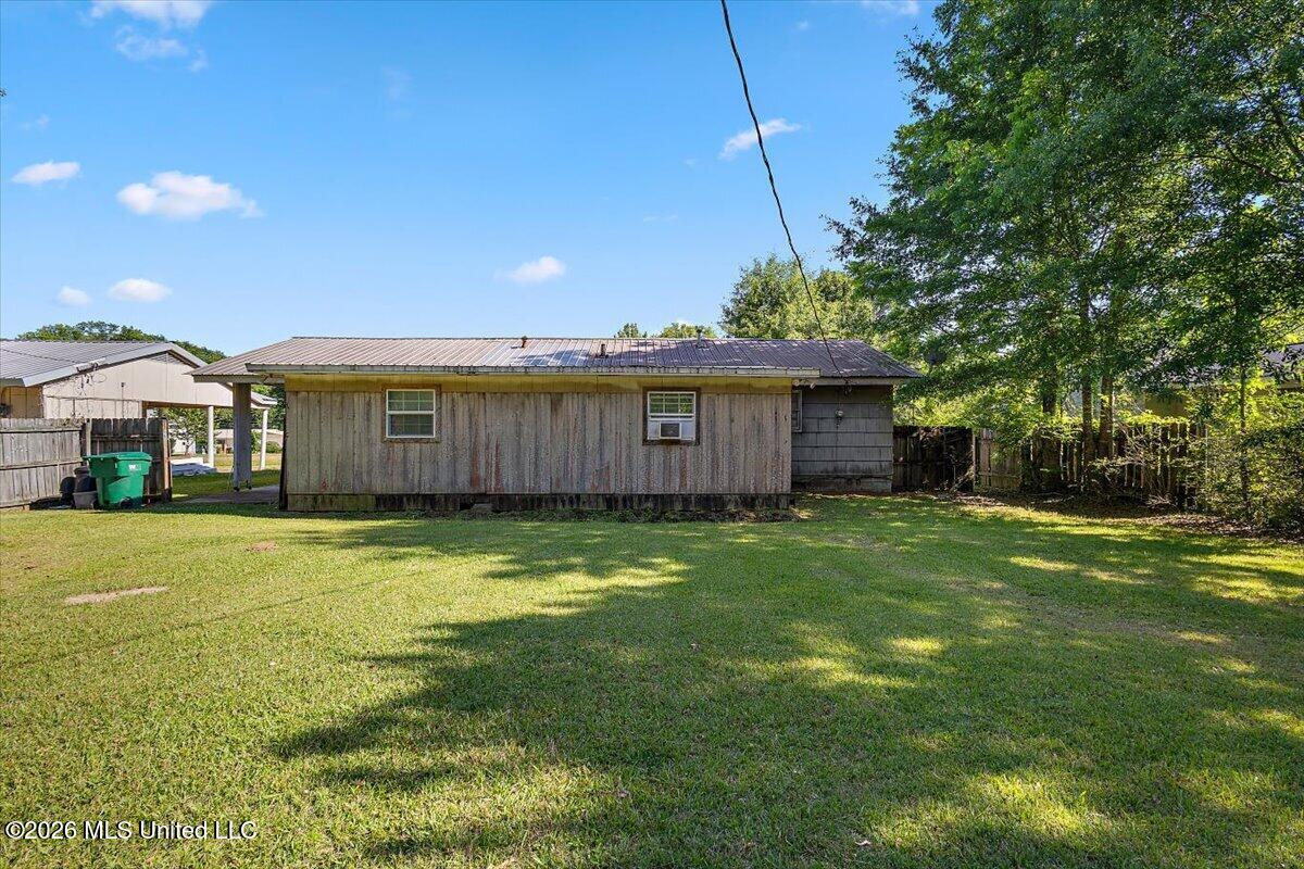1015 Linden Drive Property Photo 13