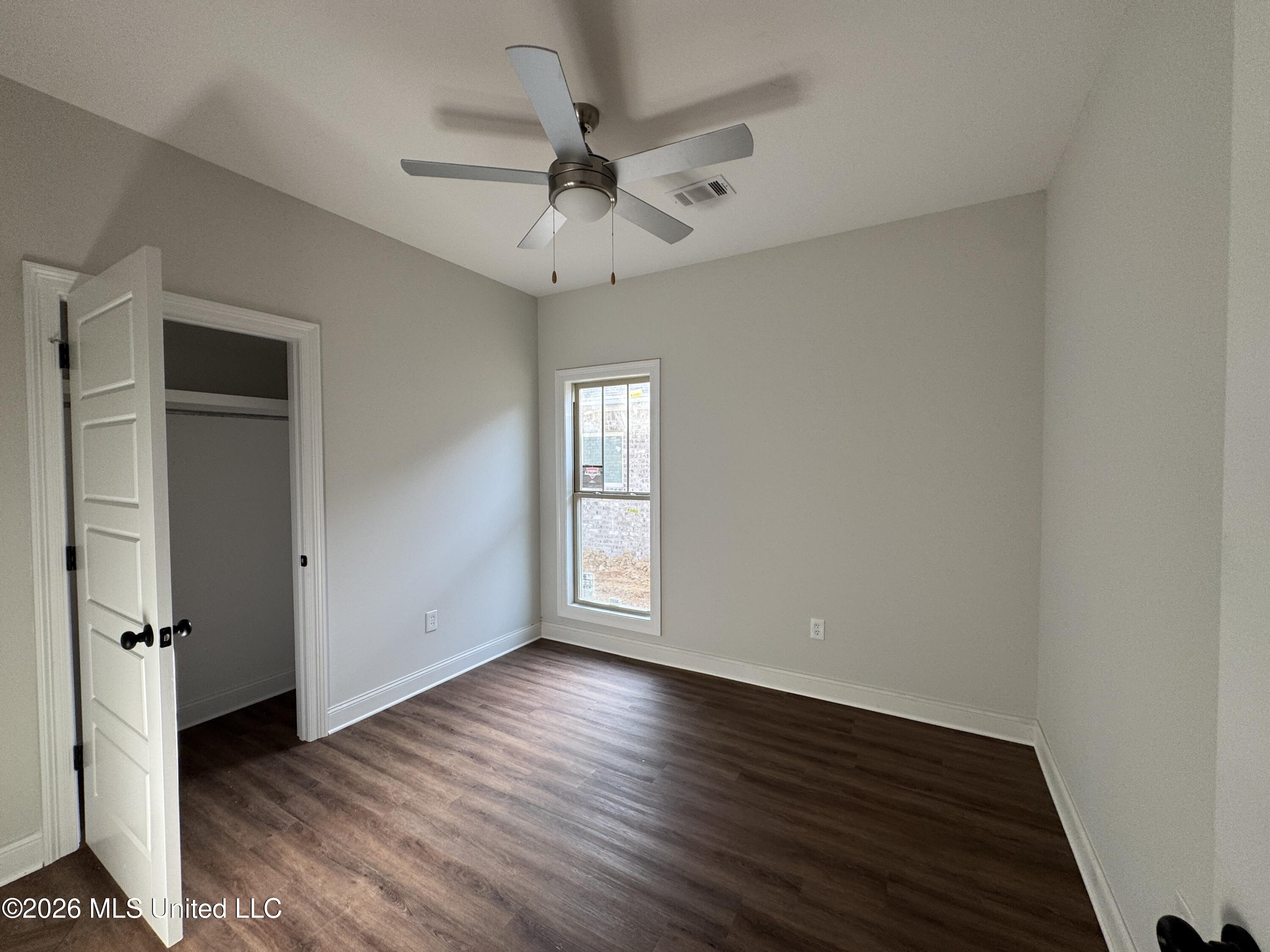 115 Hyde Park Drive Property Photo 3