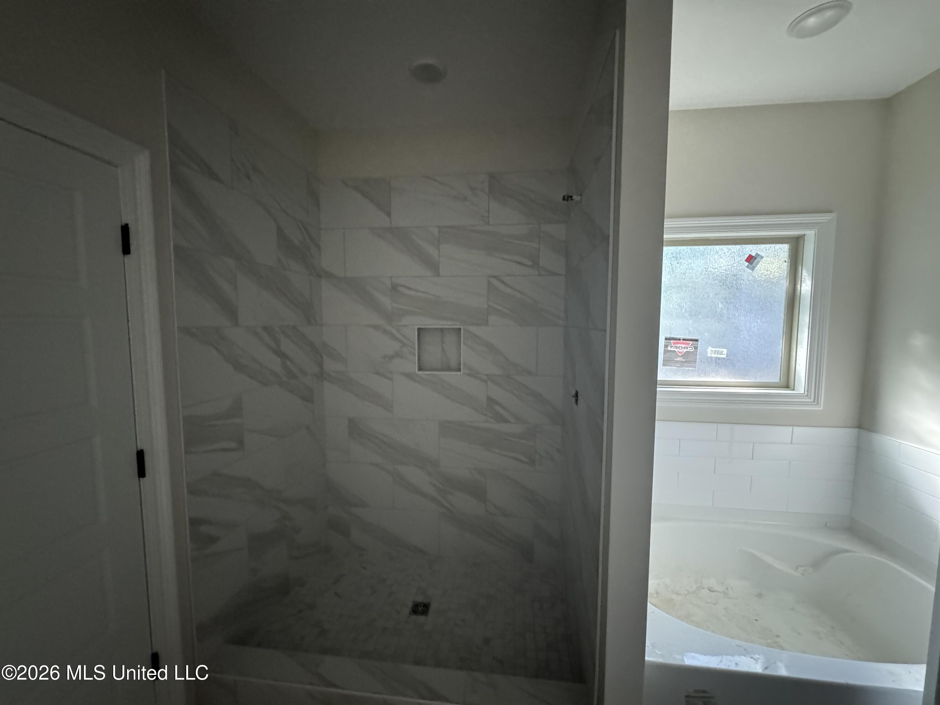 414 Hyde Park Cove Property Photo 6
