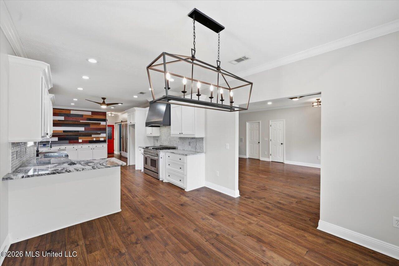 56 Westridge Drive Property Photo 13