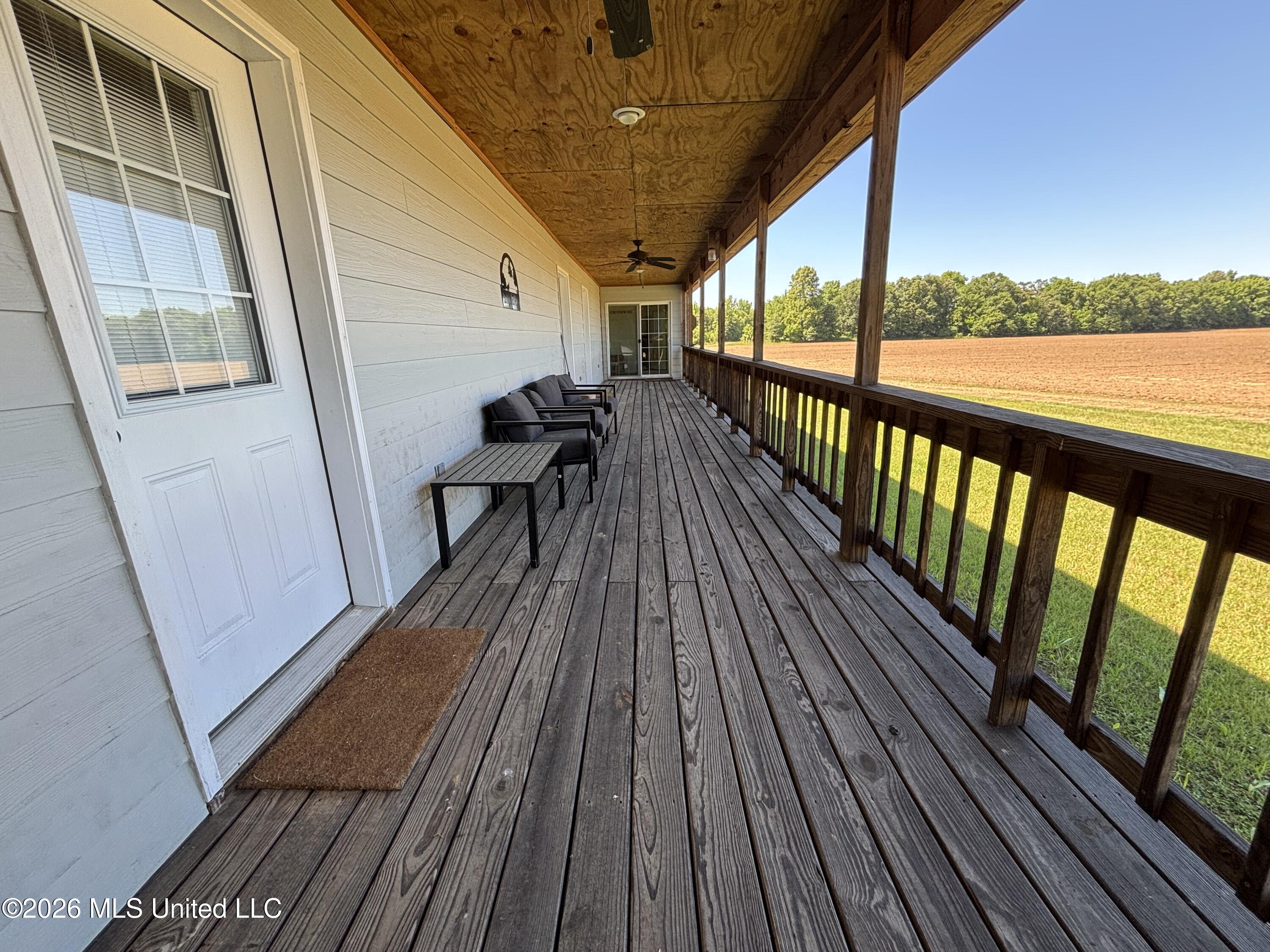 00 County Road 3102 Property Photo 10