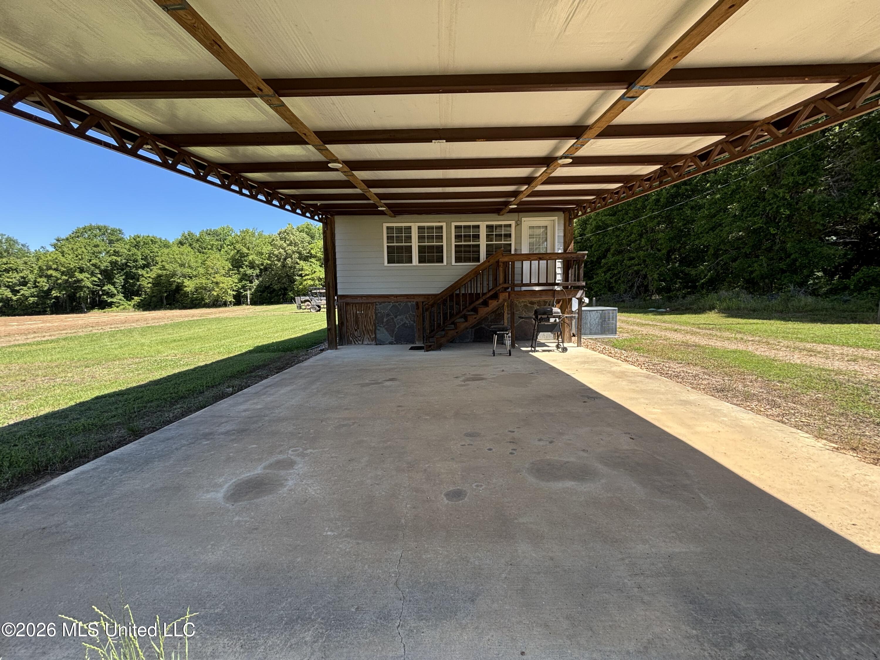 00 County Road 3102 Property Photo 21