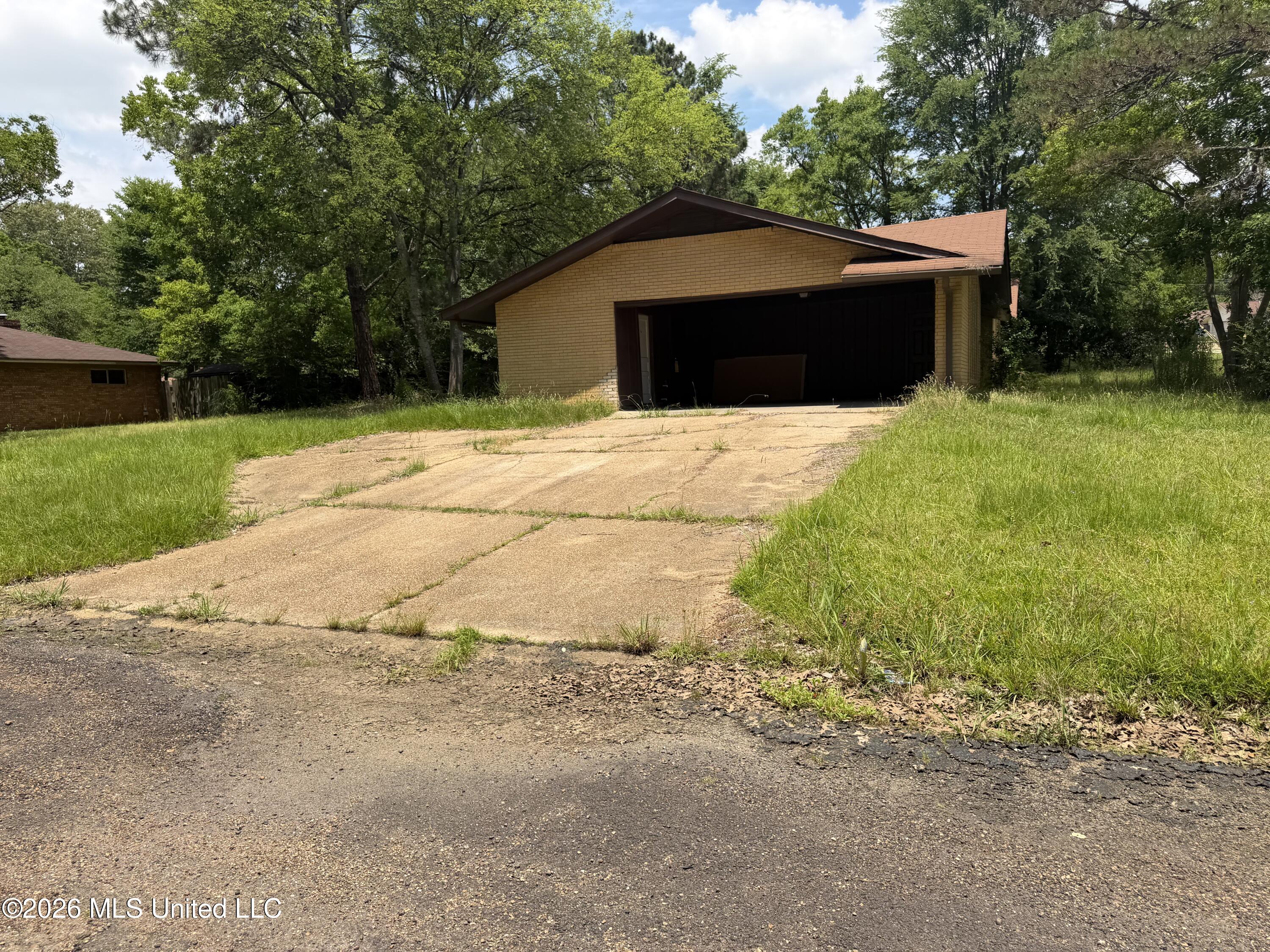 4224 Cypress Drive Property Photo 2