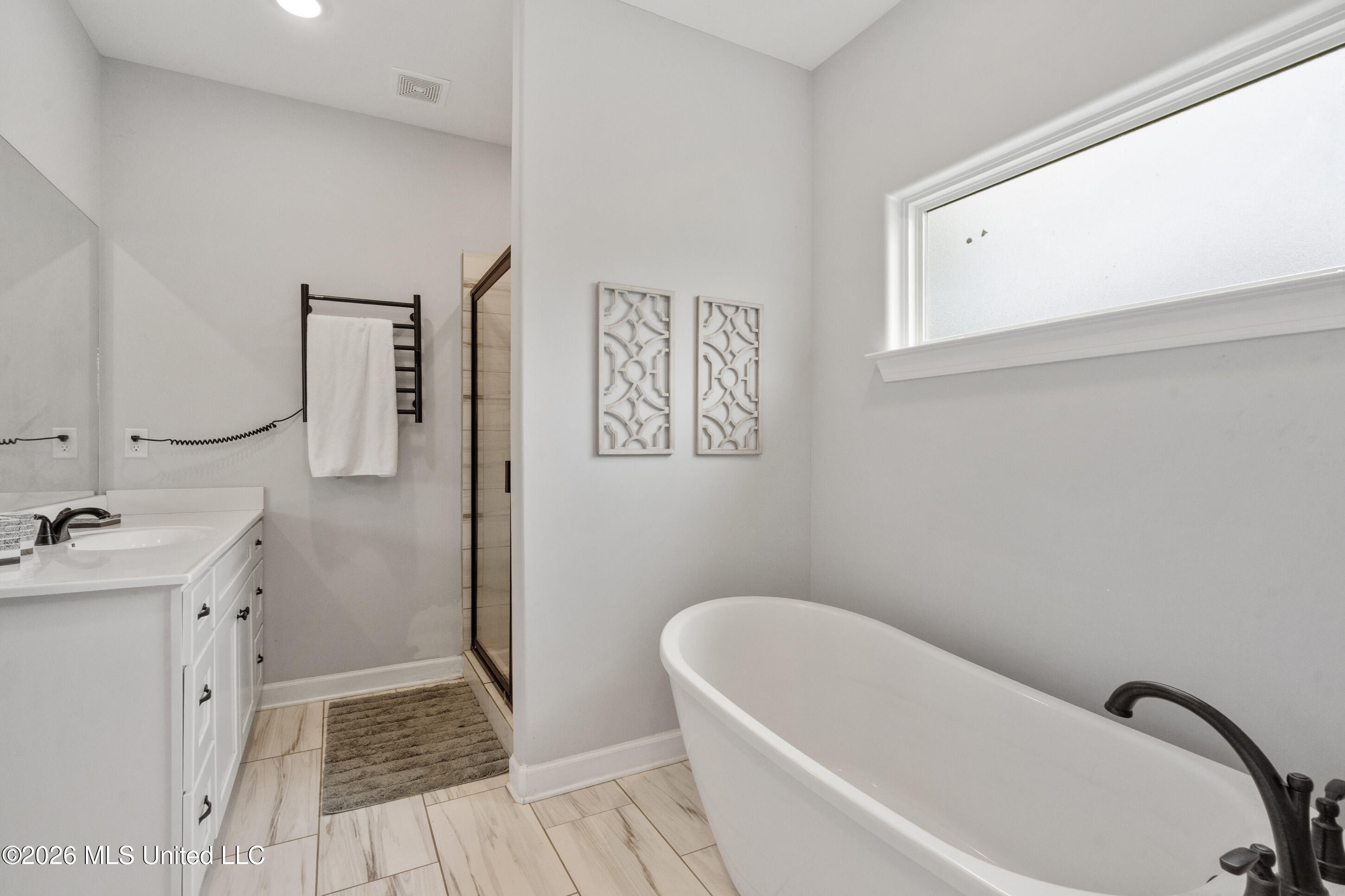 195 Southbrook Drive Property Photo 18