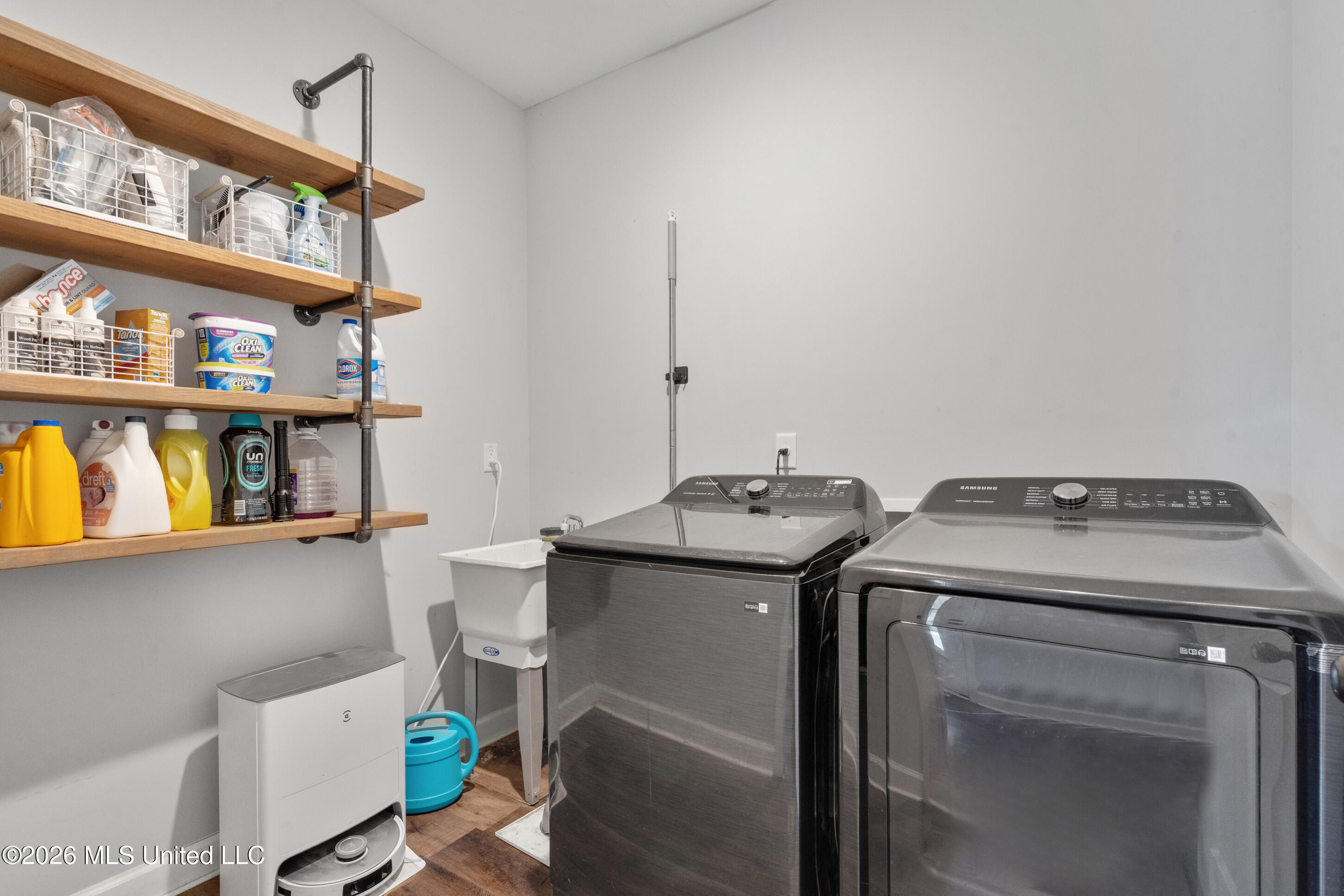 195 Southbrook Drive Property Photo 19