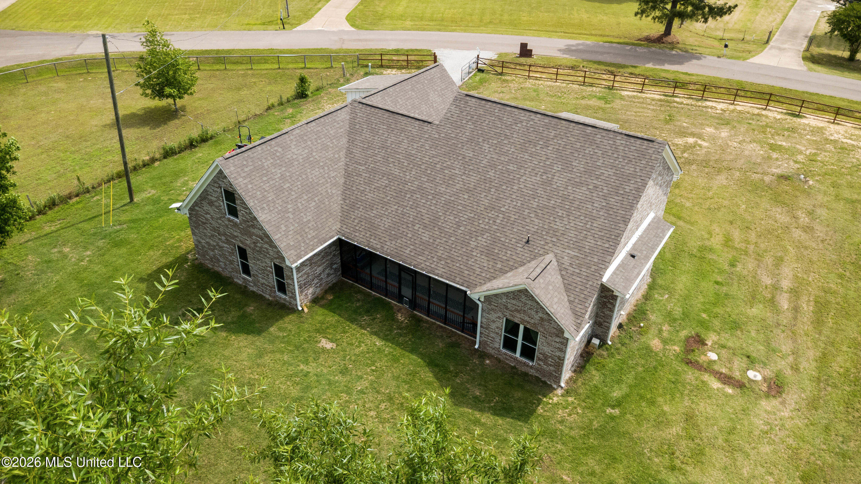 195 Southbrook Drive Property Photo 35