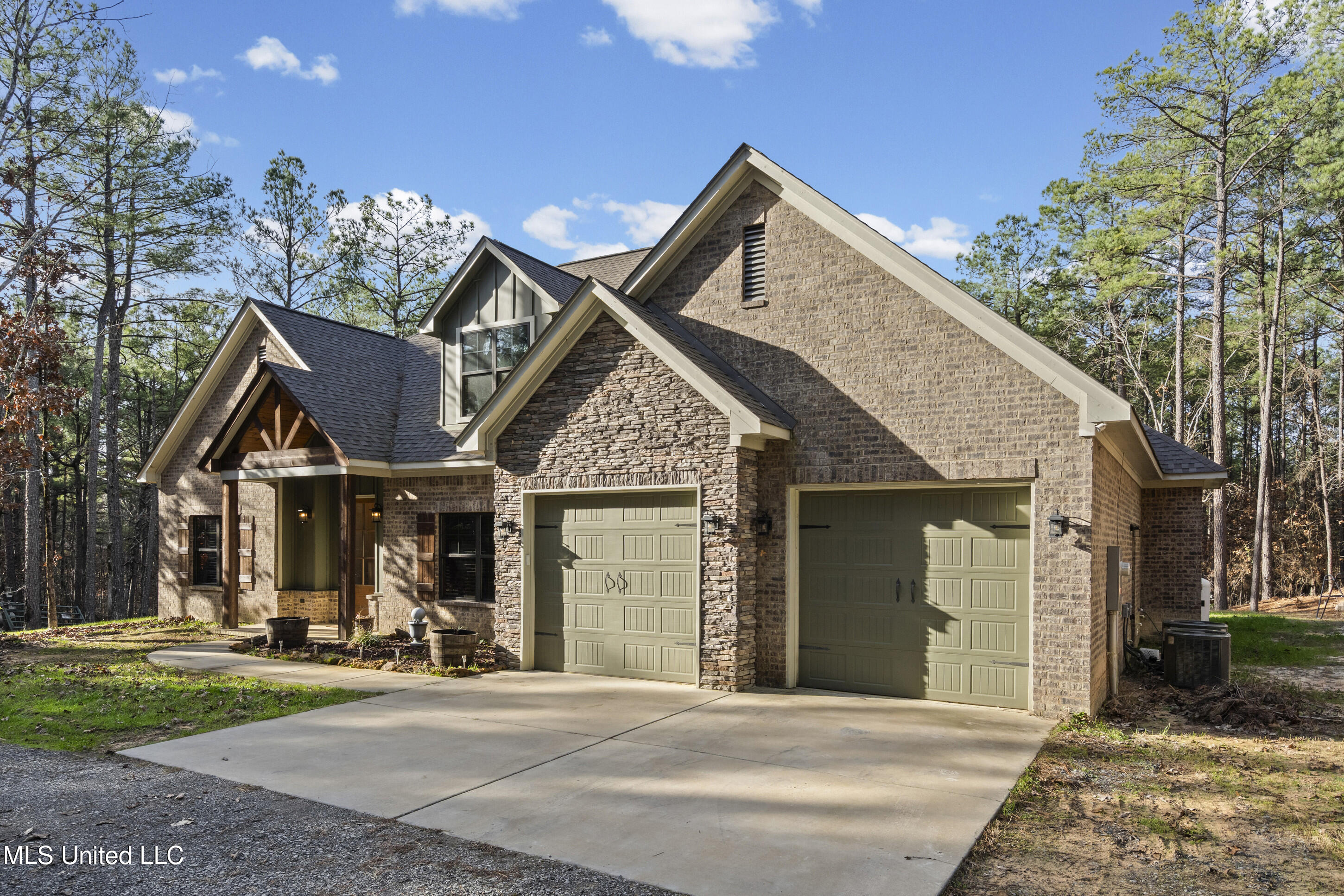 6720 Thyatira Tyro Property Photo 6