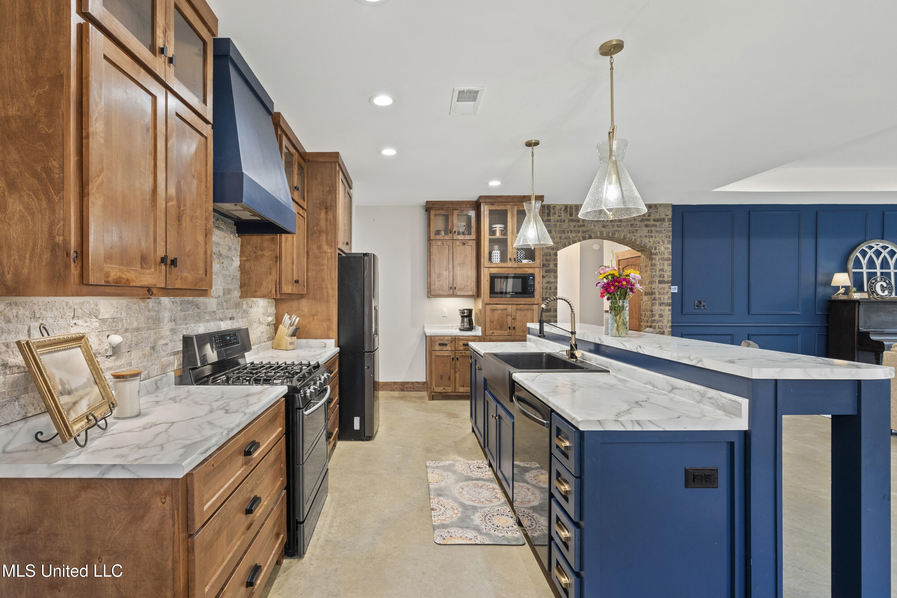 6720 Thyatira Tyro Property Photo 14