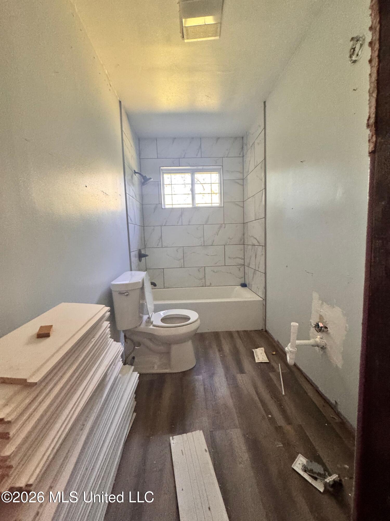 2616 Glenn Street Property Photo 14