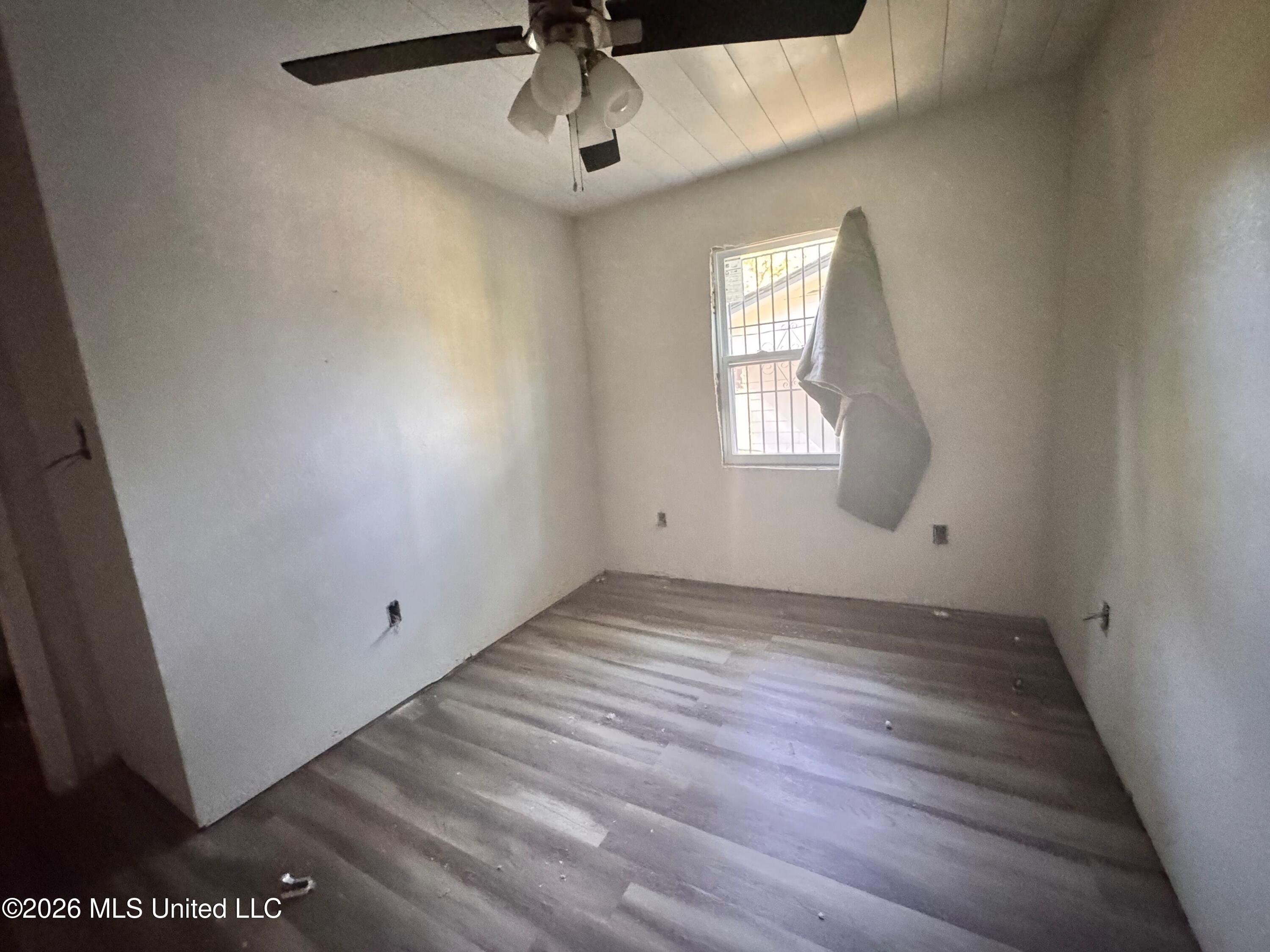 2616 Glenn Street Property Photo 15