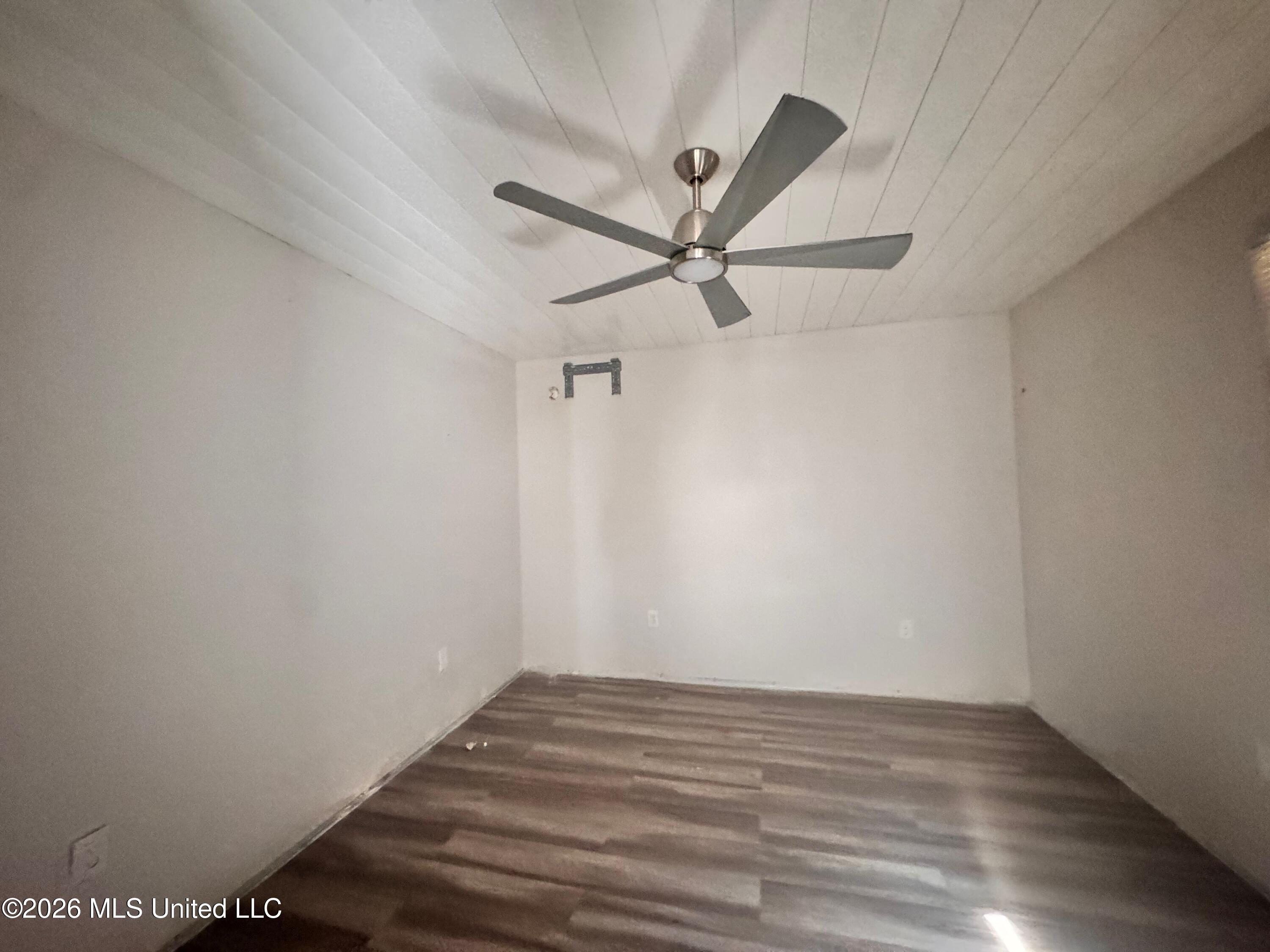 2616 Glenn Street Property Photo 20