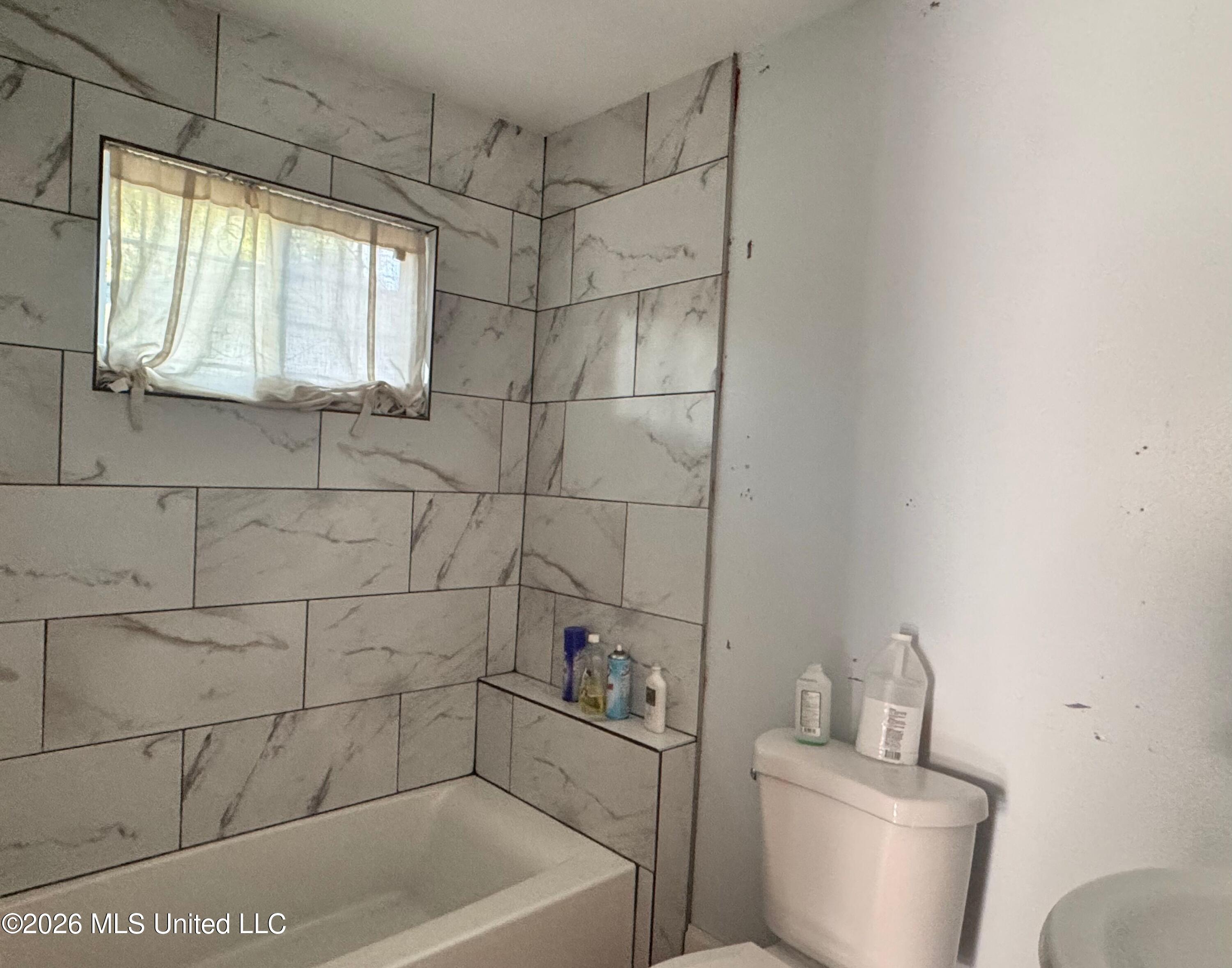 2616 Glenn Street Property Photo 23