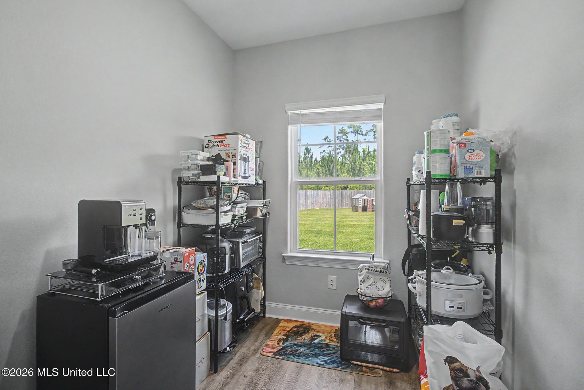 6812 Enclave Lane Property Photo 9