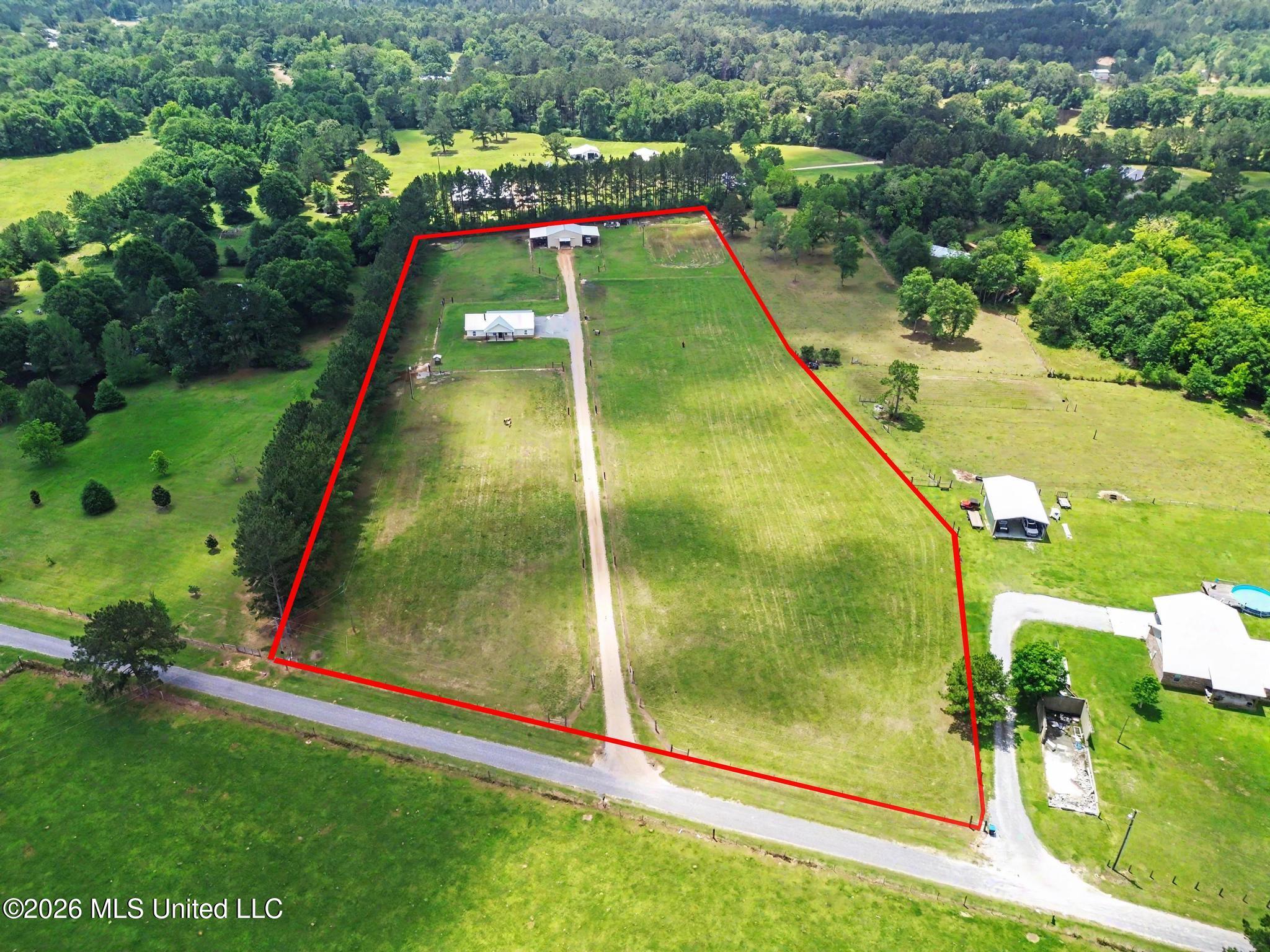 52 Jeslan Trail Property Photo 4