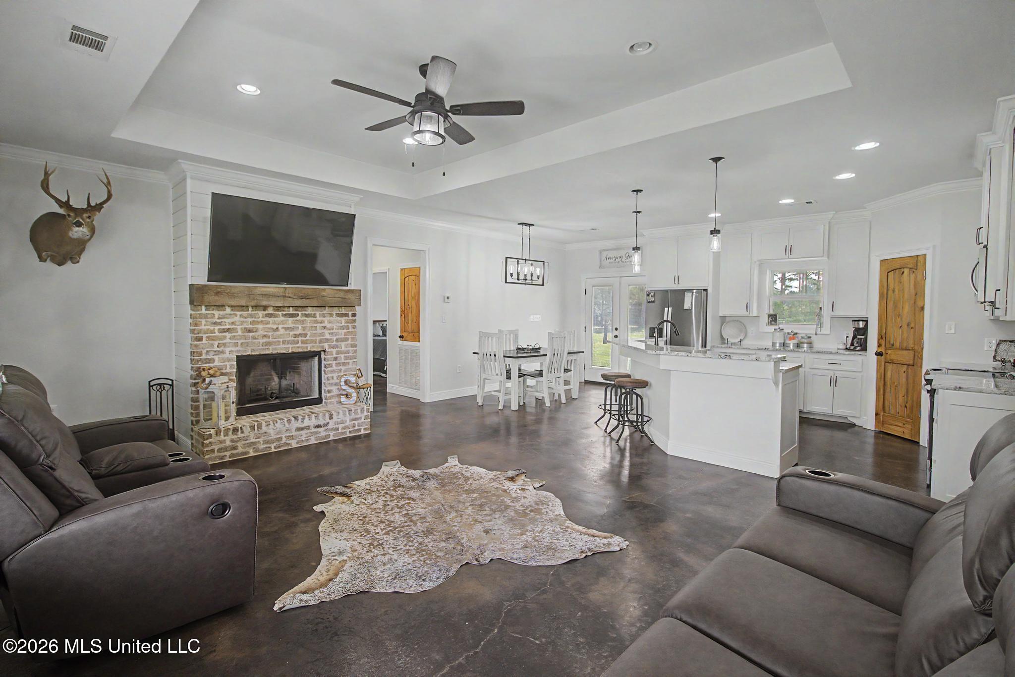 52 Jeslan Trail Property Photo 6