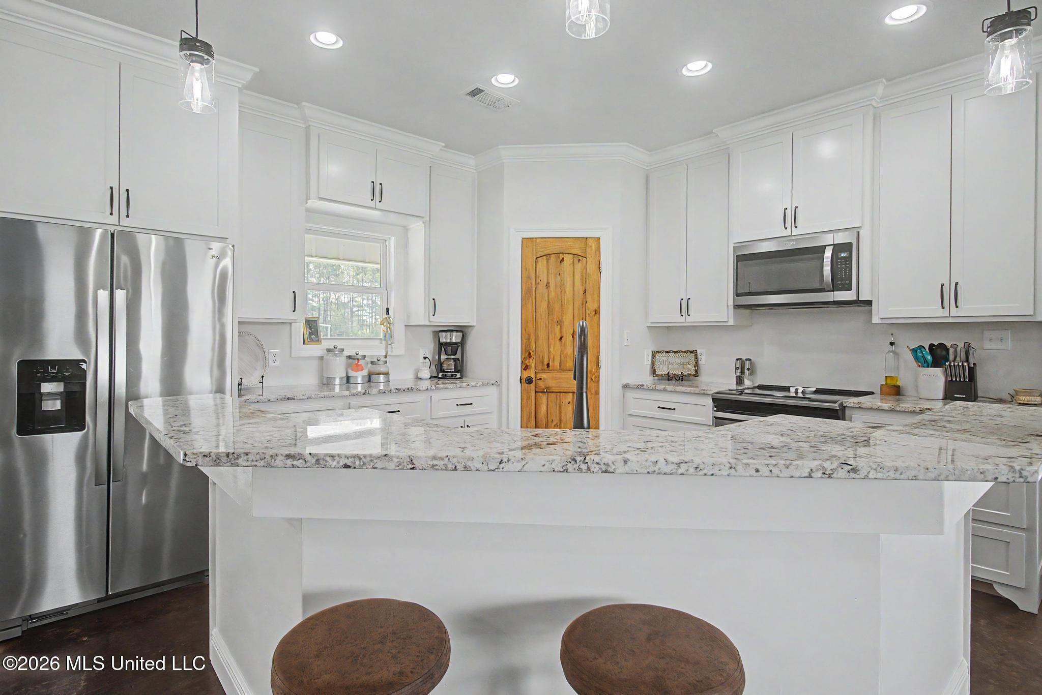 52 Jeslan Trail Property Photo 8