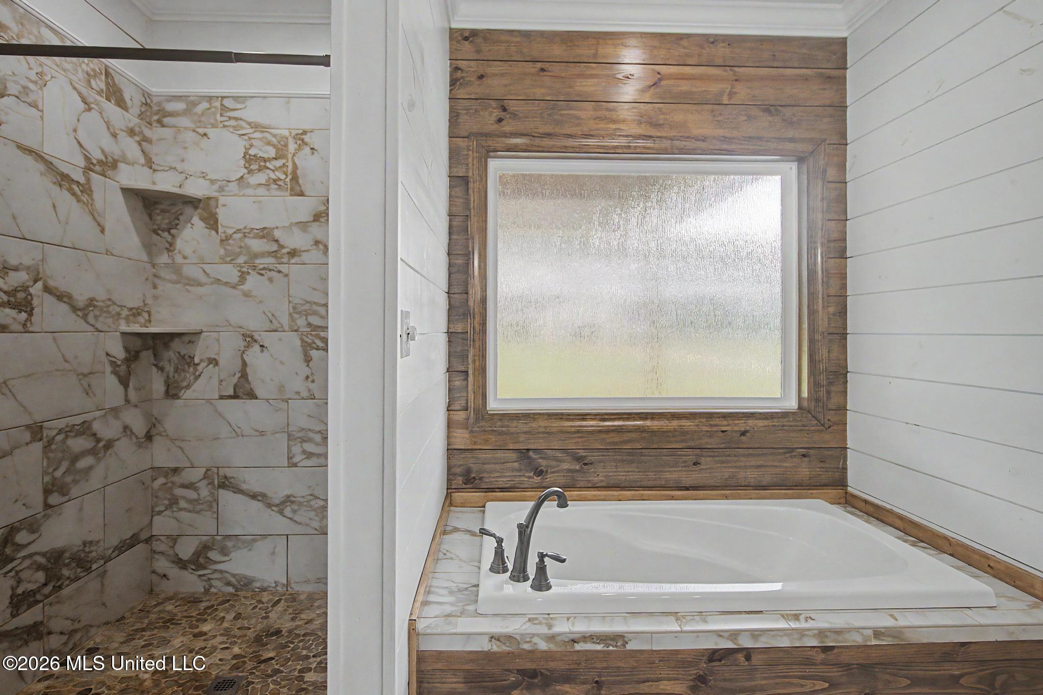52 Jeslan Trail Property Photo 15