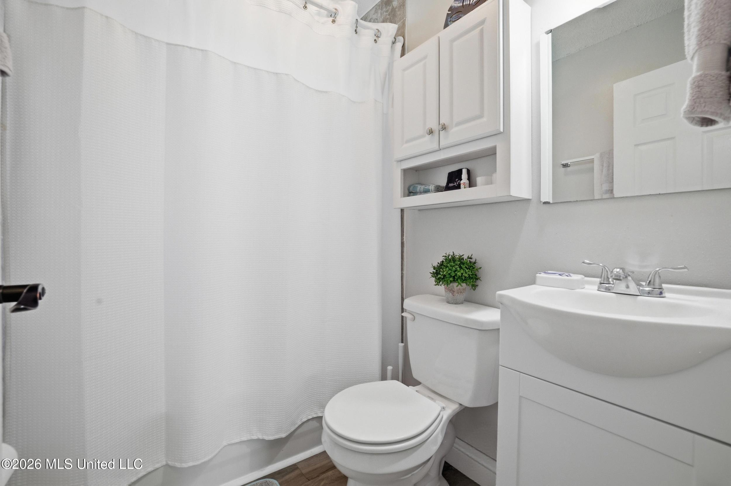 415 Wainwright Street Property Photo 14