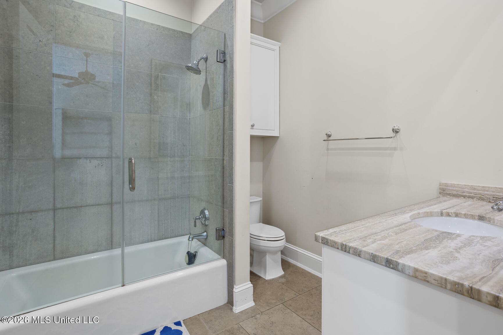2526 Honeysuckle Lane Property Photo 33