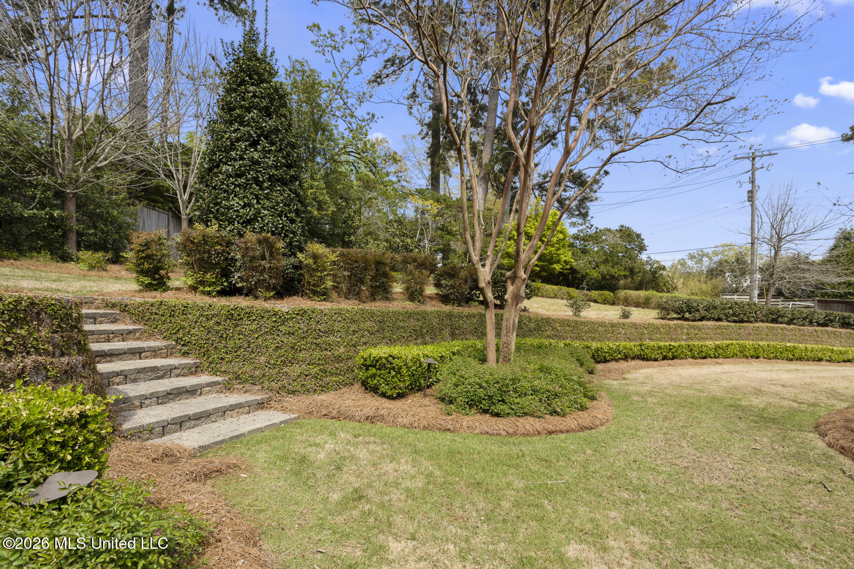 2526 Honeysuckle Lane Property Photo 48