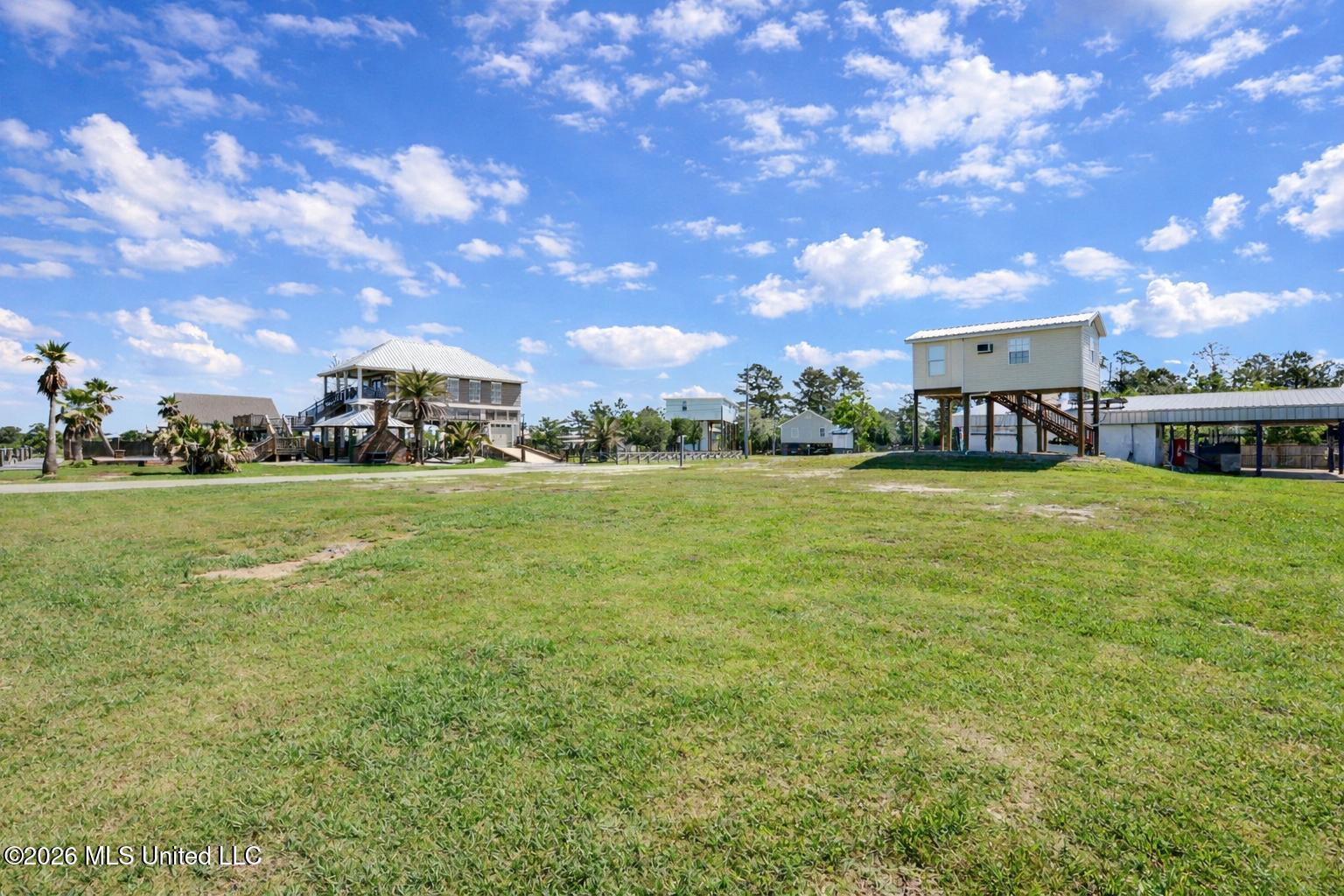 Hawaii Street Property Photo 16