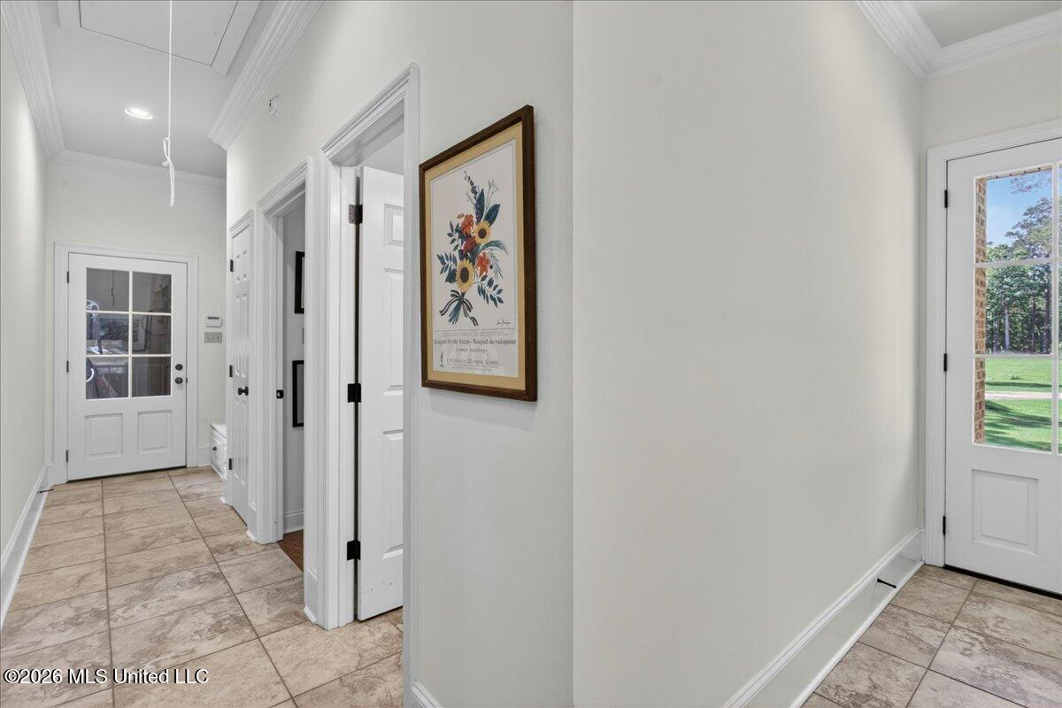 1043 Stonegate Drive Property Photo 21