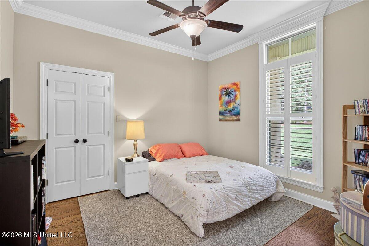 1043 Stonegate Drive Property Photo 23