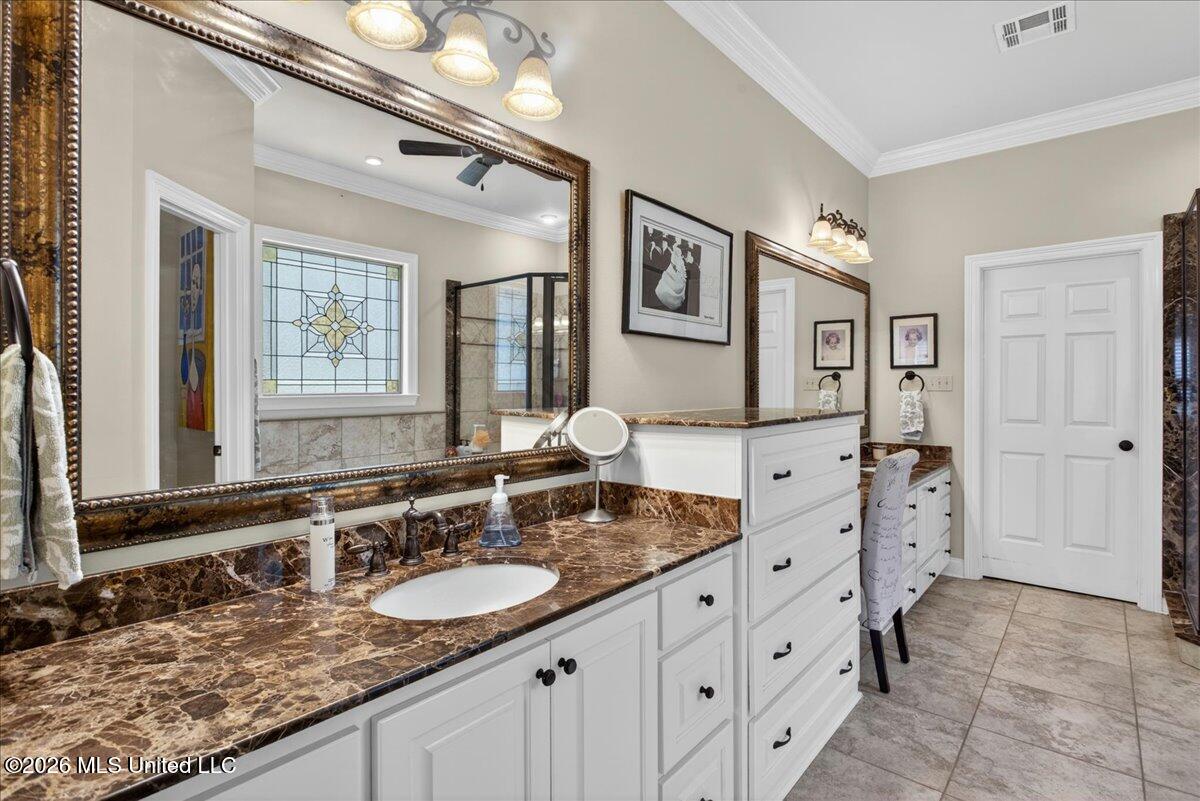 1043 Stonegate Drive Property Photo 31