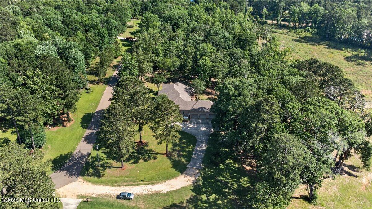 1043 Stonegate Drive Property Photo 39